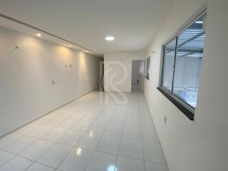 APARTAMENTO DE 2 QUARTOS NA PADRE JOSÉ HOLANDA DO VALE