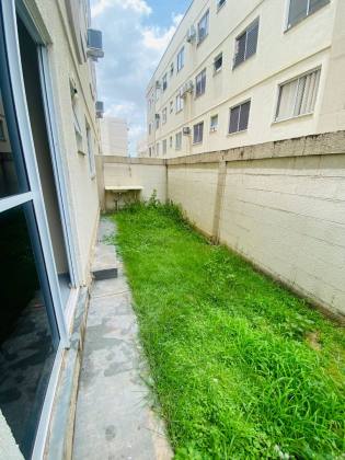 APARTAMENTO 2 QUARTOS COM PROJETADO E QUINTAL