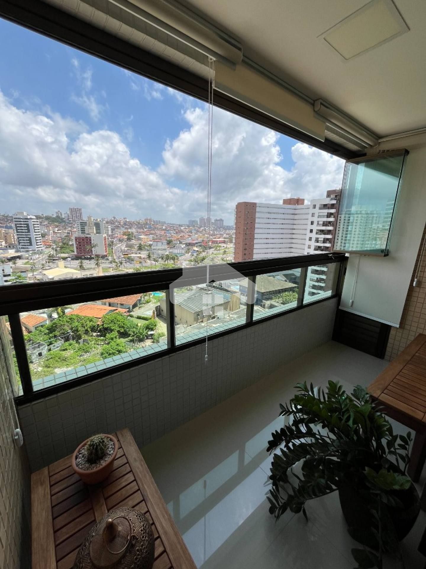 Apartamento mobiliado 1/4, 1 vaga, Serra dos Corais Residence - Jardim Armação
