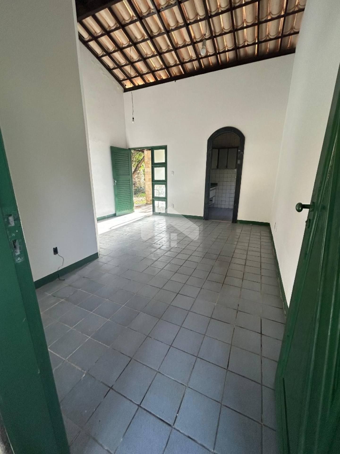 Casa de Condomínio Para Alugar com 3 quartos 1 suíte | Condomínio Sol e Mar I