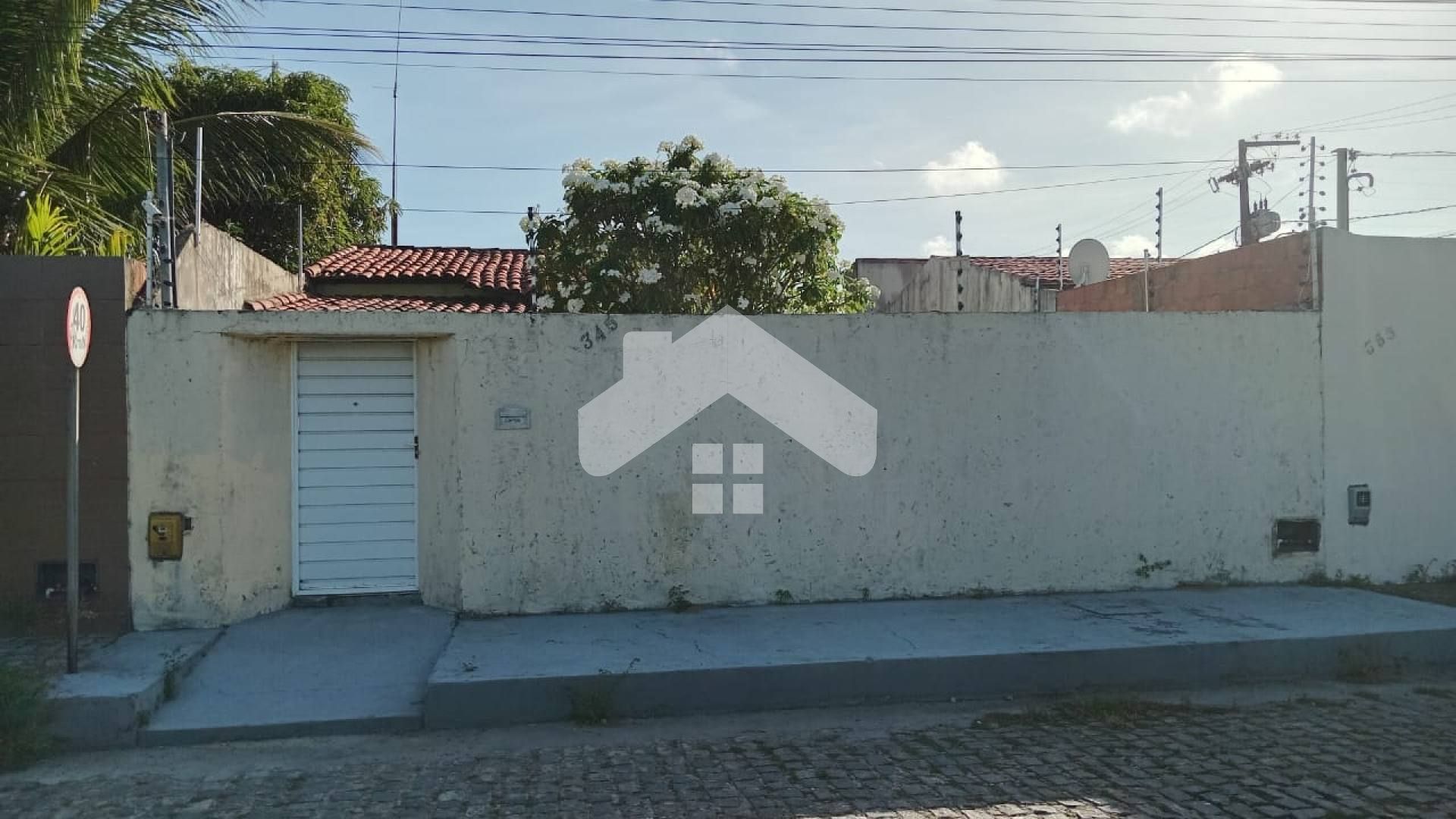 Casa Para Vender com 2 quartos no bairro Aruana em Aracaju