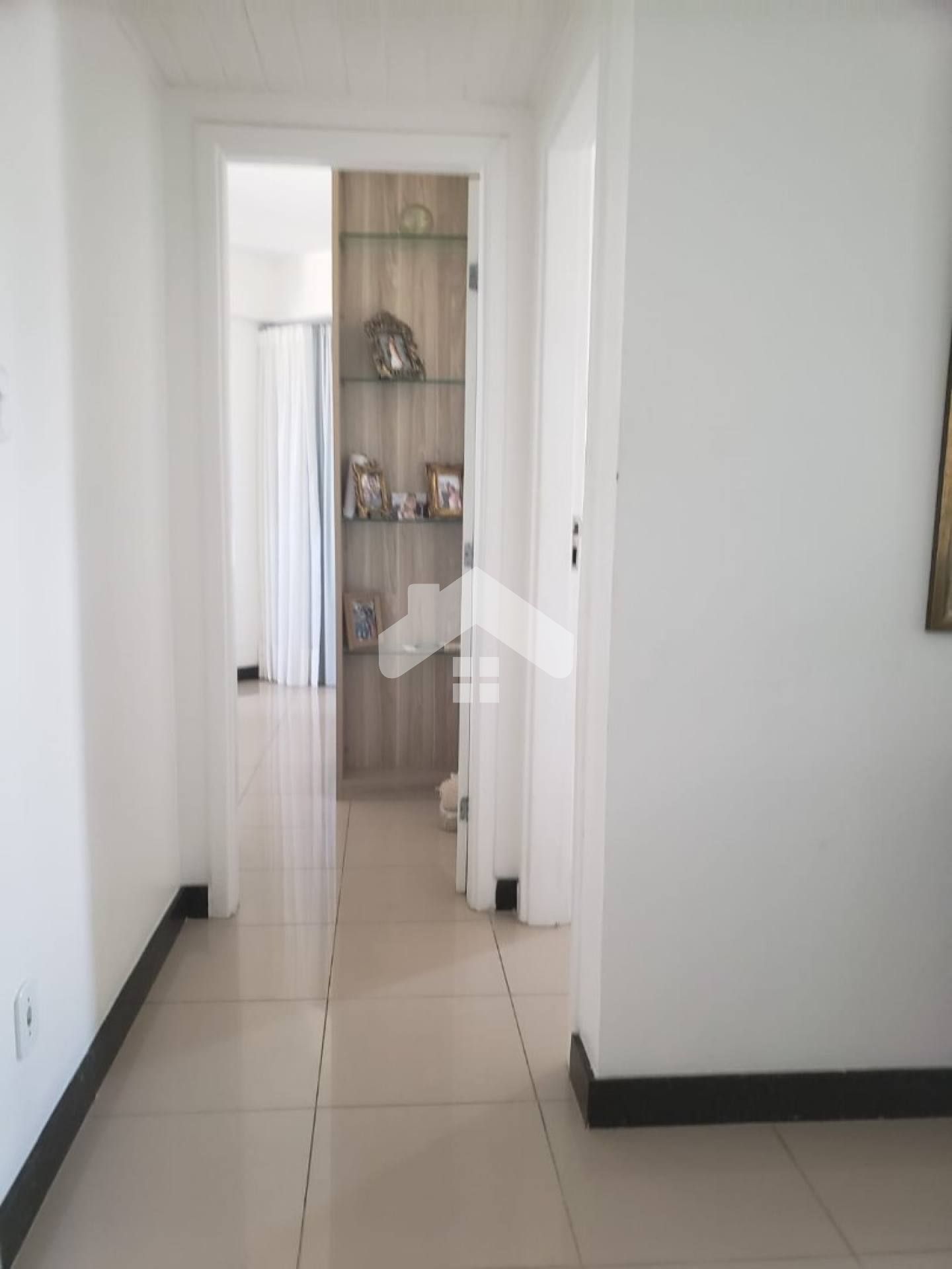 Apartamento com 4 quartos sendo 2 suítes no bairro 13 de Julho