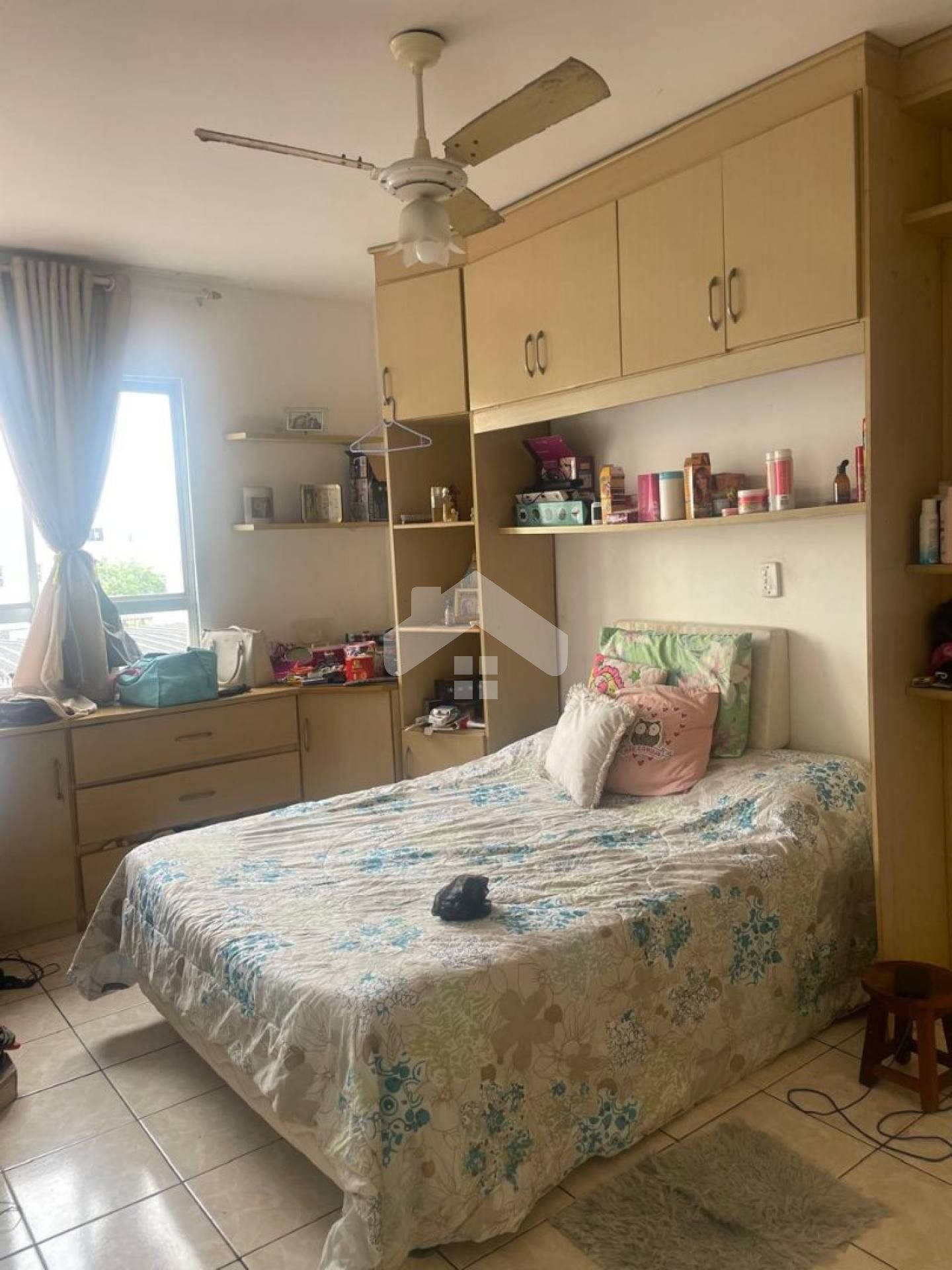 Apto com 3 quartos, 1 suite e varanda no Bairro Luzia em Aracaju