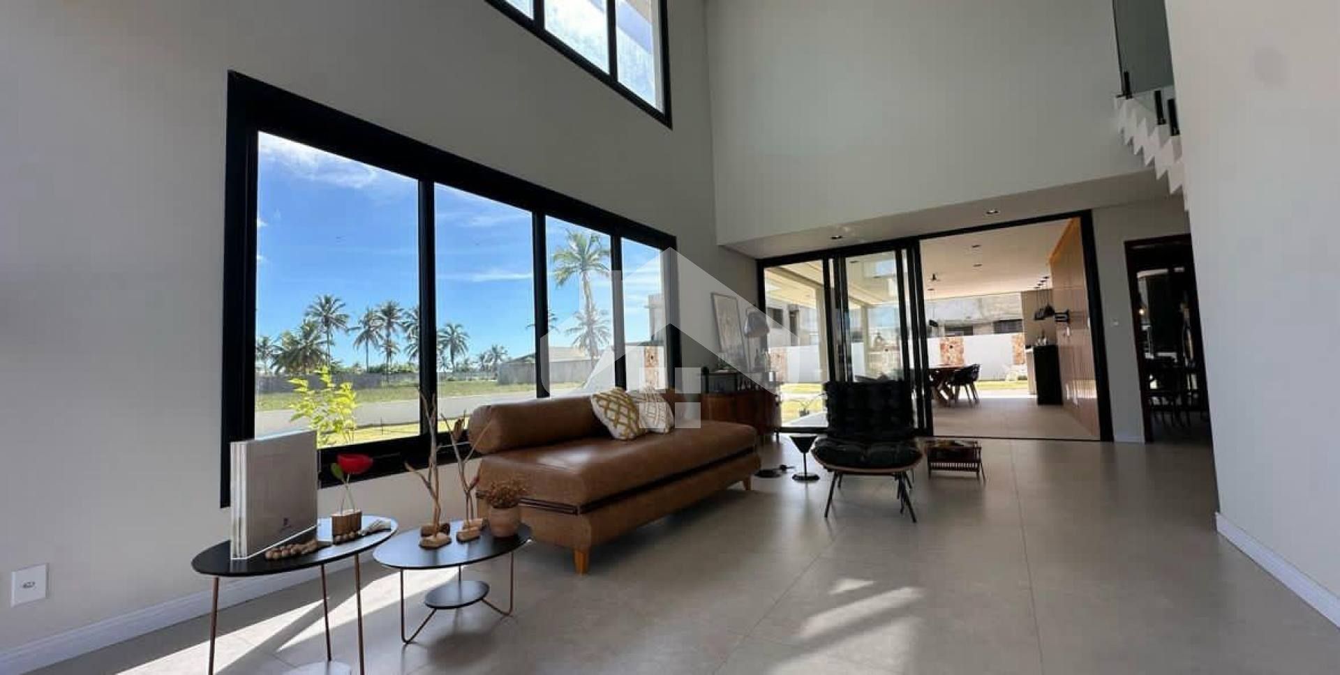 Casa no Condomínio Thai Residence para Vender com 5 quartos 4 suítes em Barra Dos Coqueiros