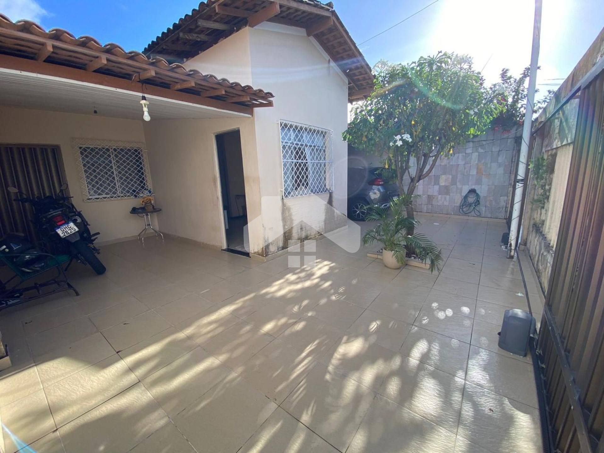 Casa Para Vender com 3 quartos 1 suíte no bairro Aruana em Aracaju