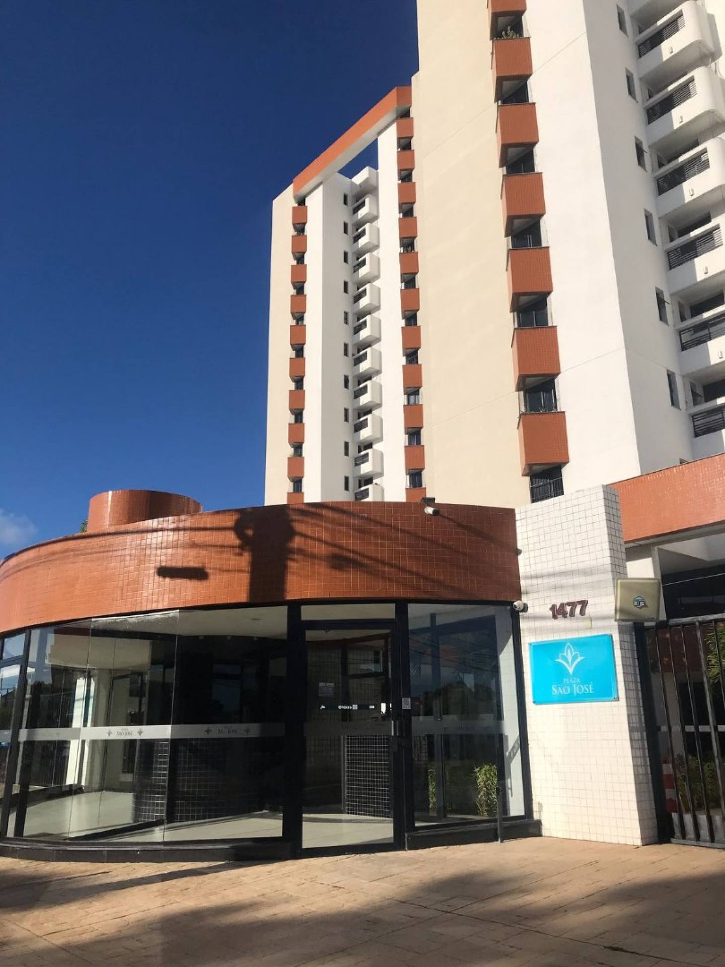 Apartamento para Vender  no Condomínio Plaza São José com 3 quartos 2 suítes no bairro São José em Aracaju
