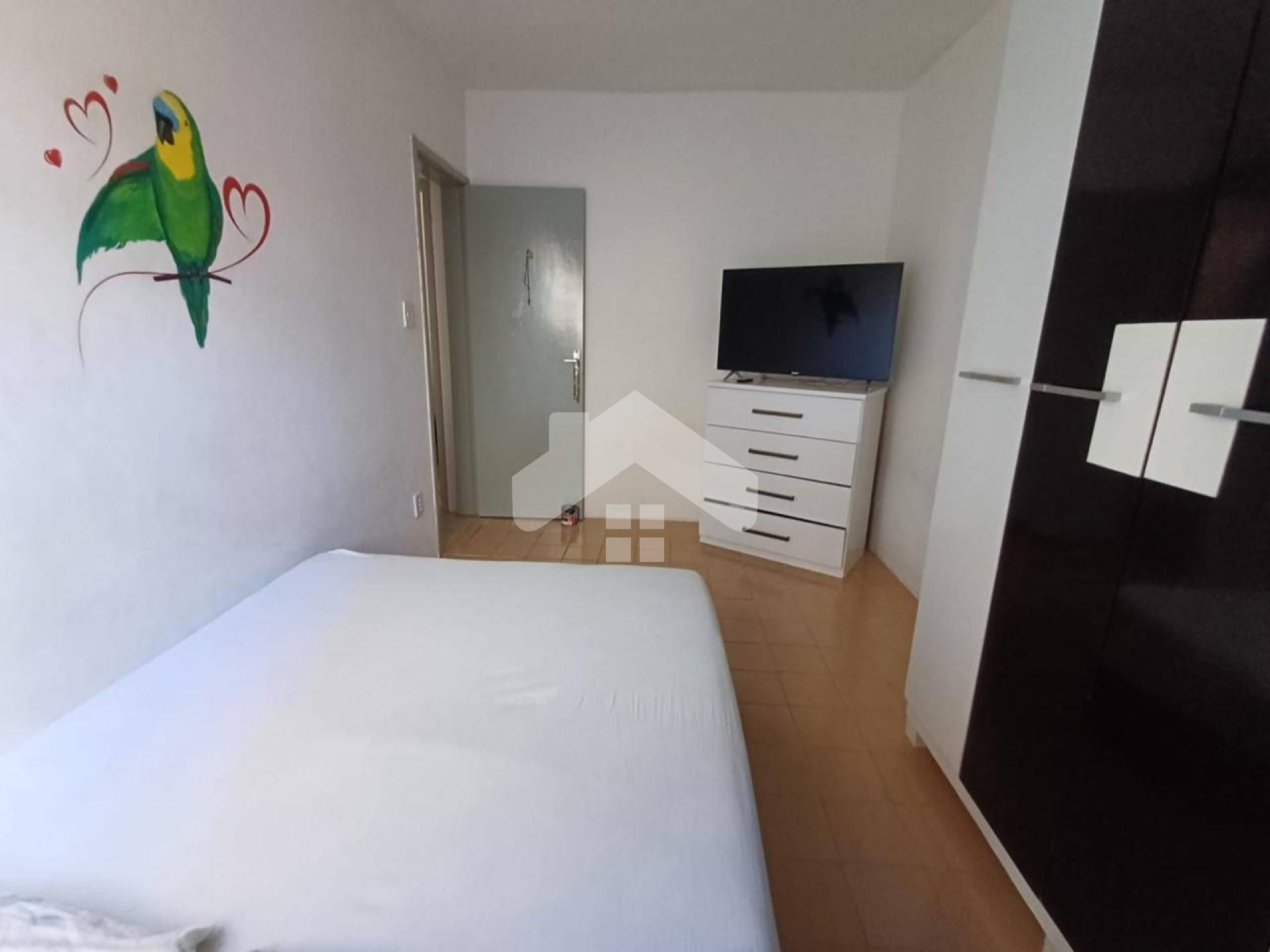 Apartamento no térreo com 3 quartos no bairro Farolândia