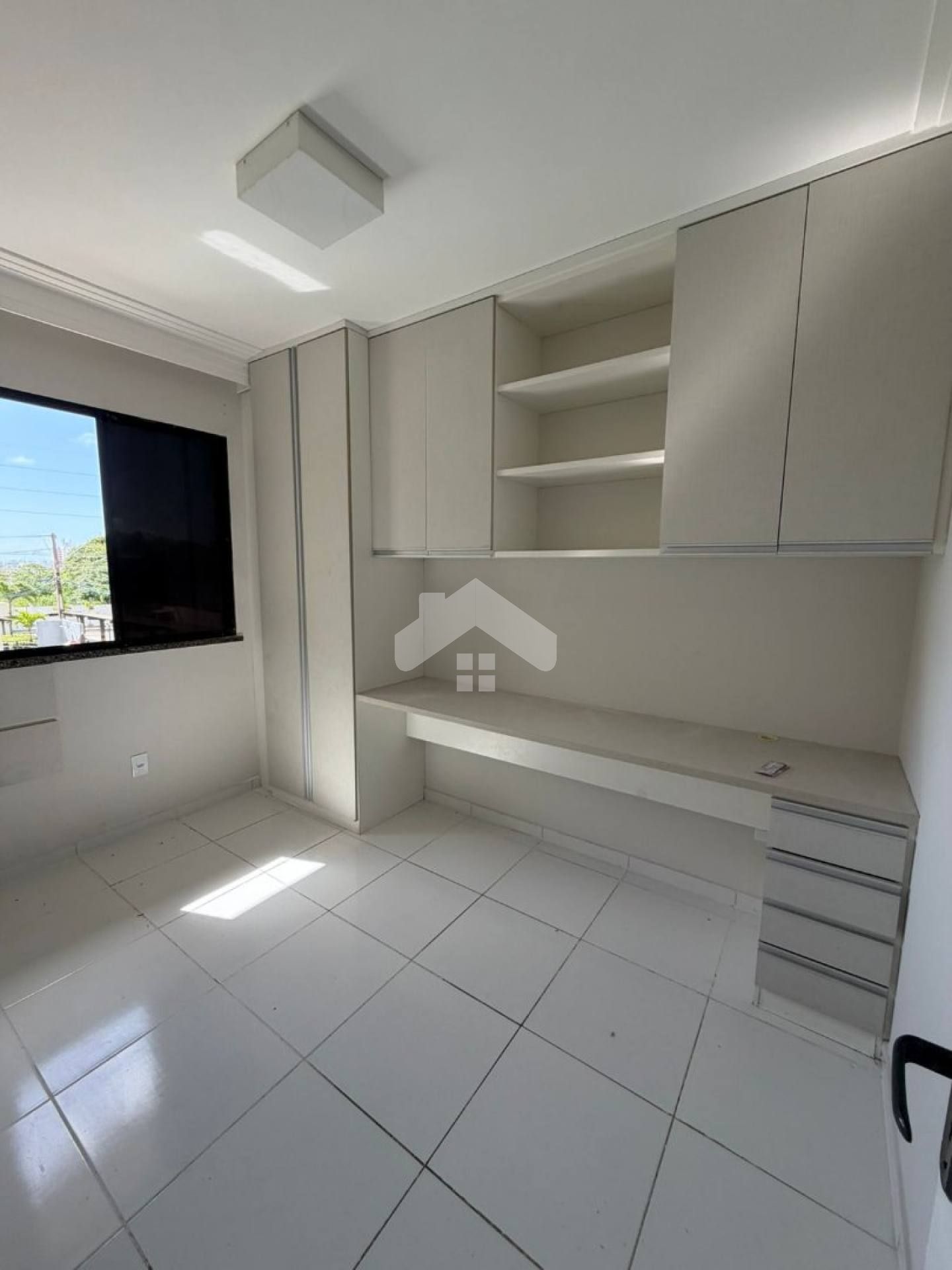 Apartamento no Ilha dos Açores, 3/4, 1 suíte, 1 vaga (Condomínio incluso) - Jabotiana