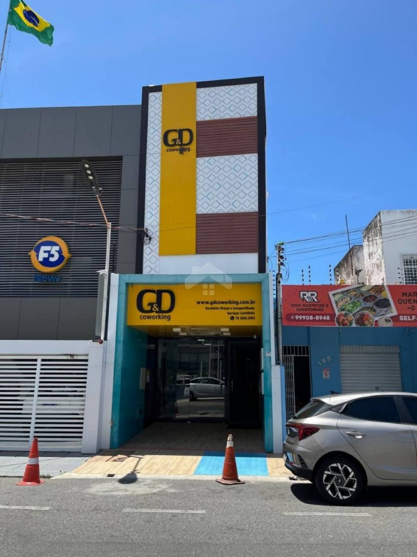 Sala comercial no G&D Coworking - São José - Executiva 6