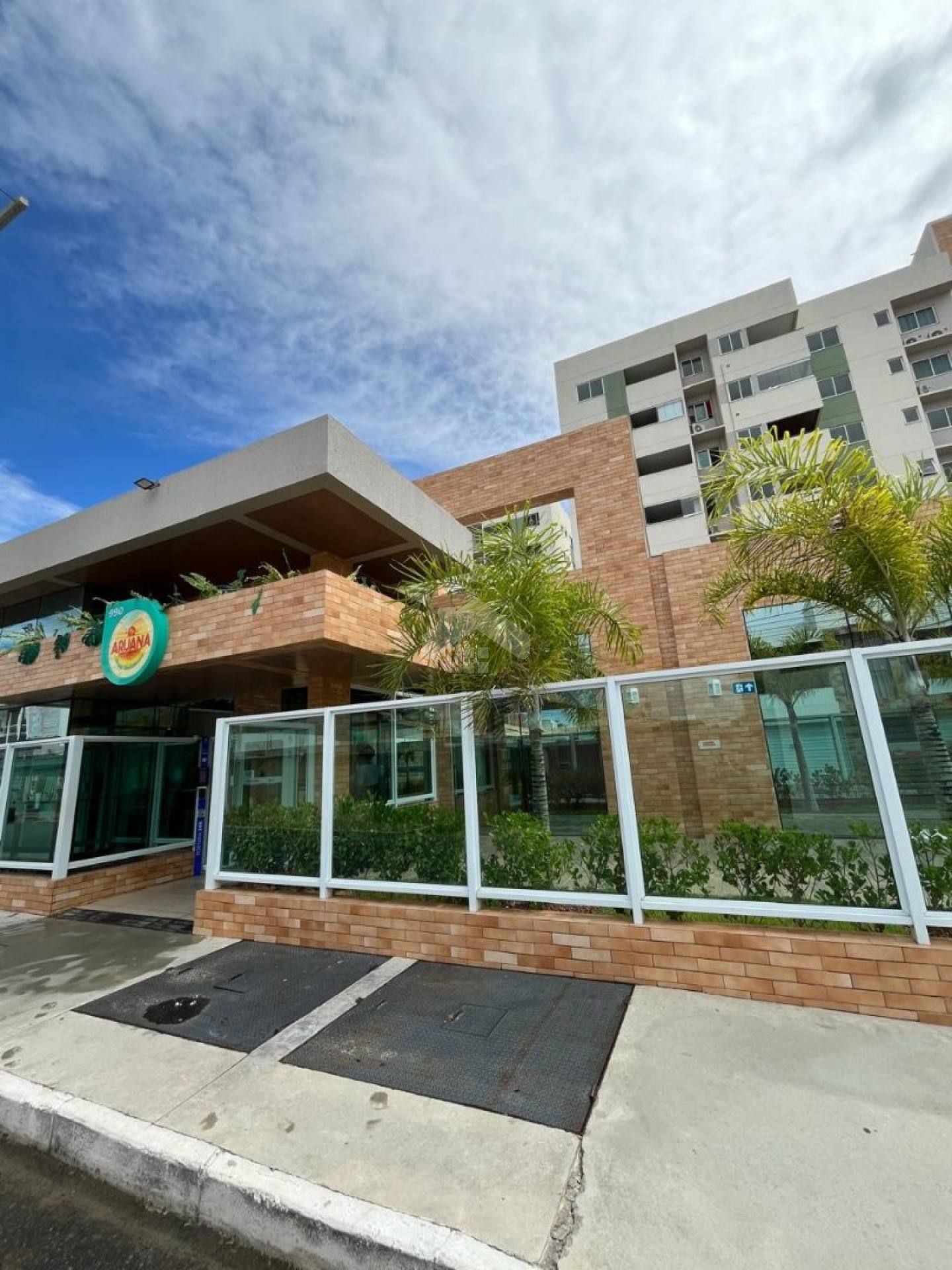 Apartamento no Aruana Praia, 2/4, 1 suíte, 1 vaga (Condomínio incluso) - Aruana