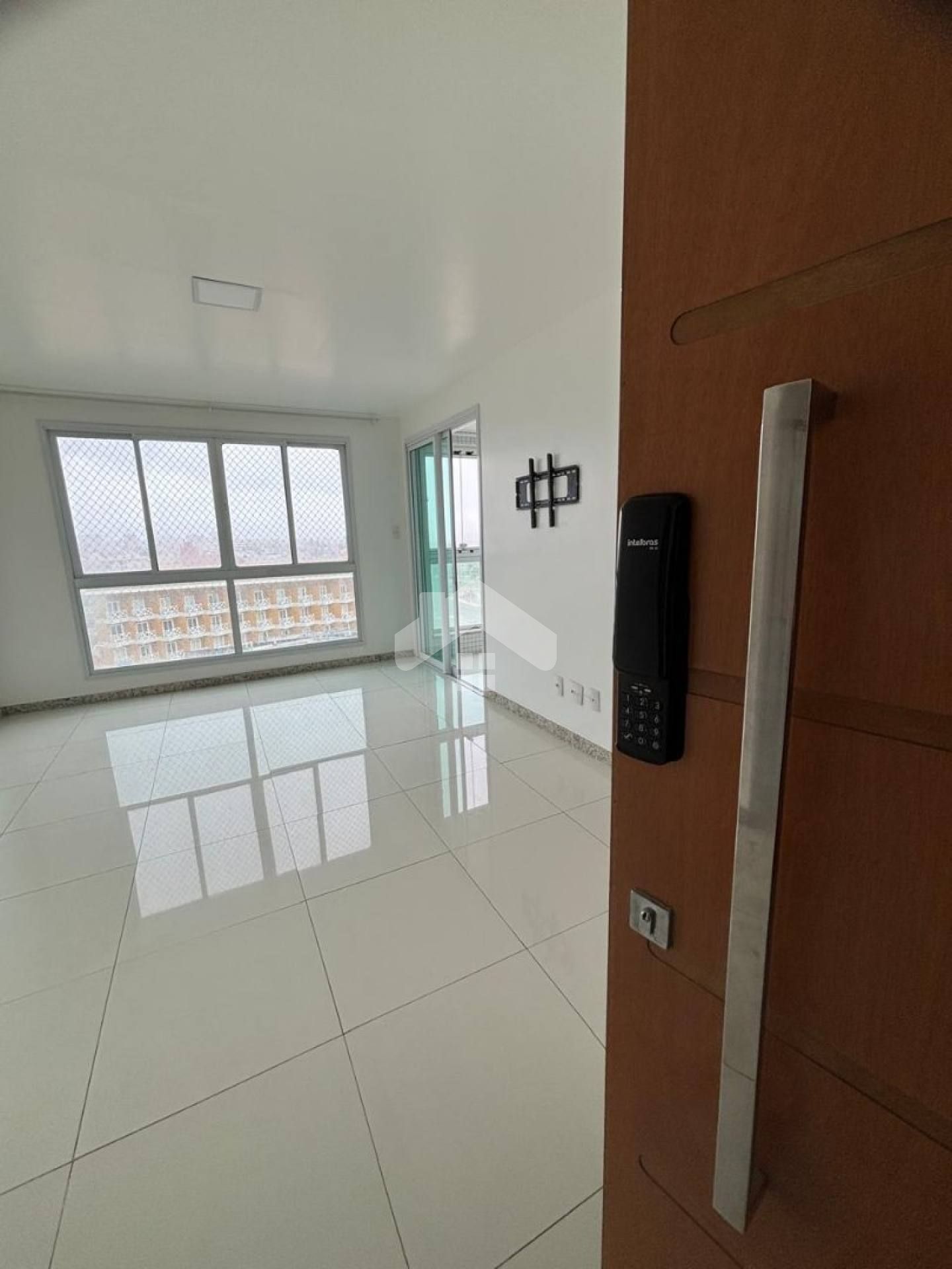 Apartamento no Ocean Residence 2/4, 2 suítes, 1 vaga - Atalaia