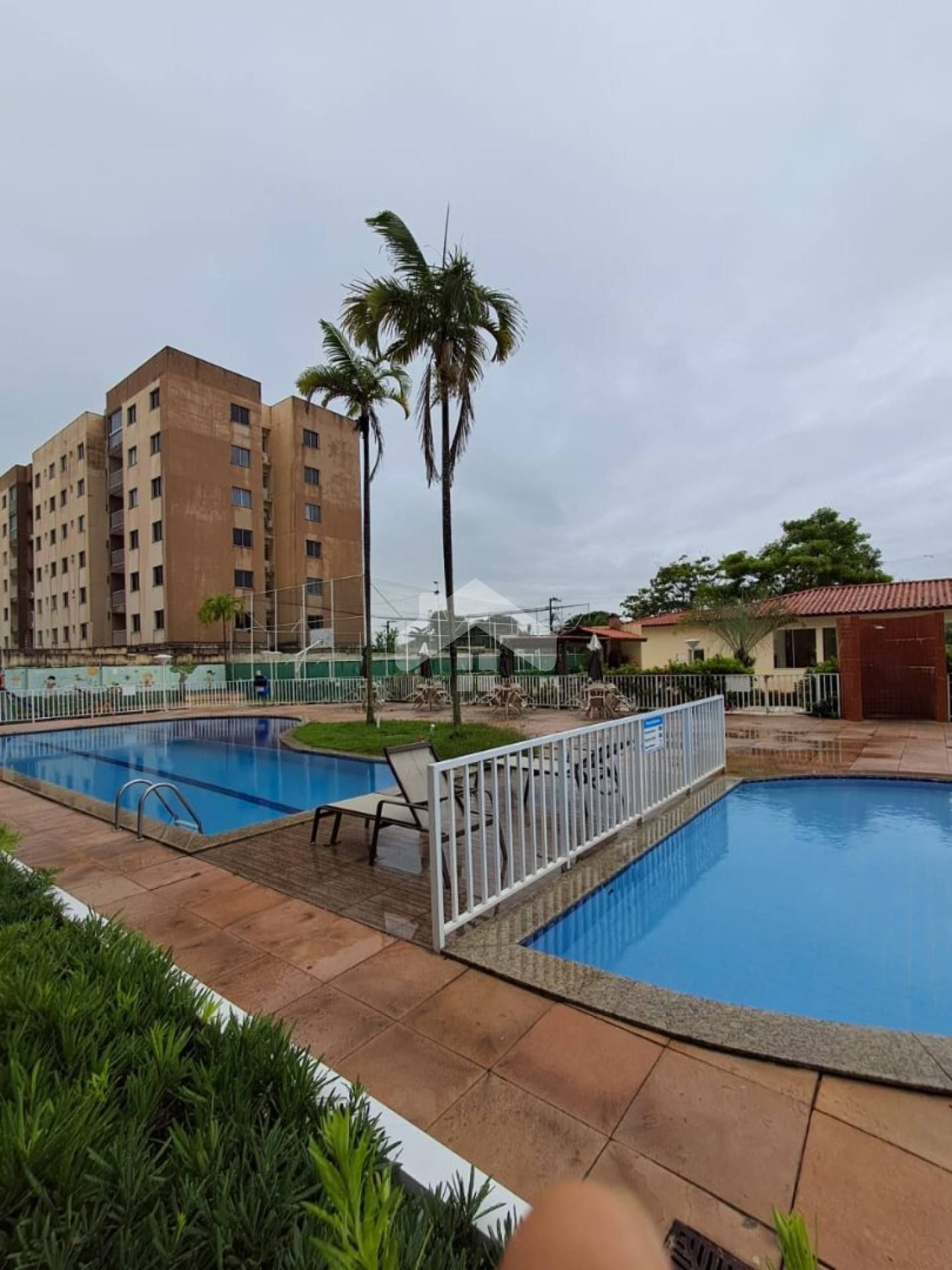 Apartamento com dois quartos no Bairro Jabotiana