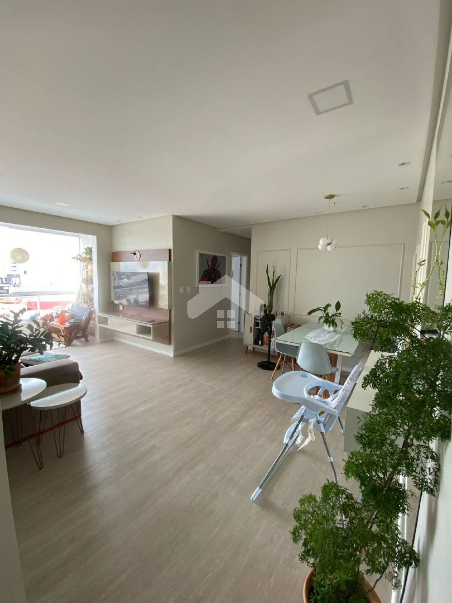 Apartamento com 3 quartos sendo um suite na Aruana
