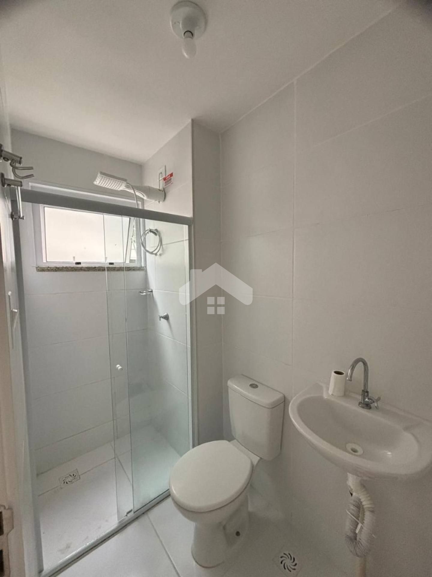 Apartamento no Jardim Serigy, 2/4, 1 suíte, 1 vaga - Farolândia