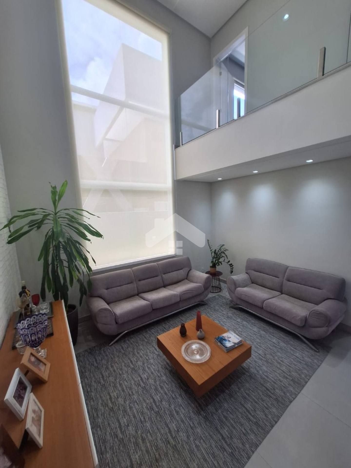 Casa com 4 quartos no Condominio Reserva Aimoré