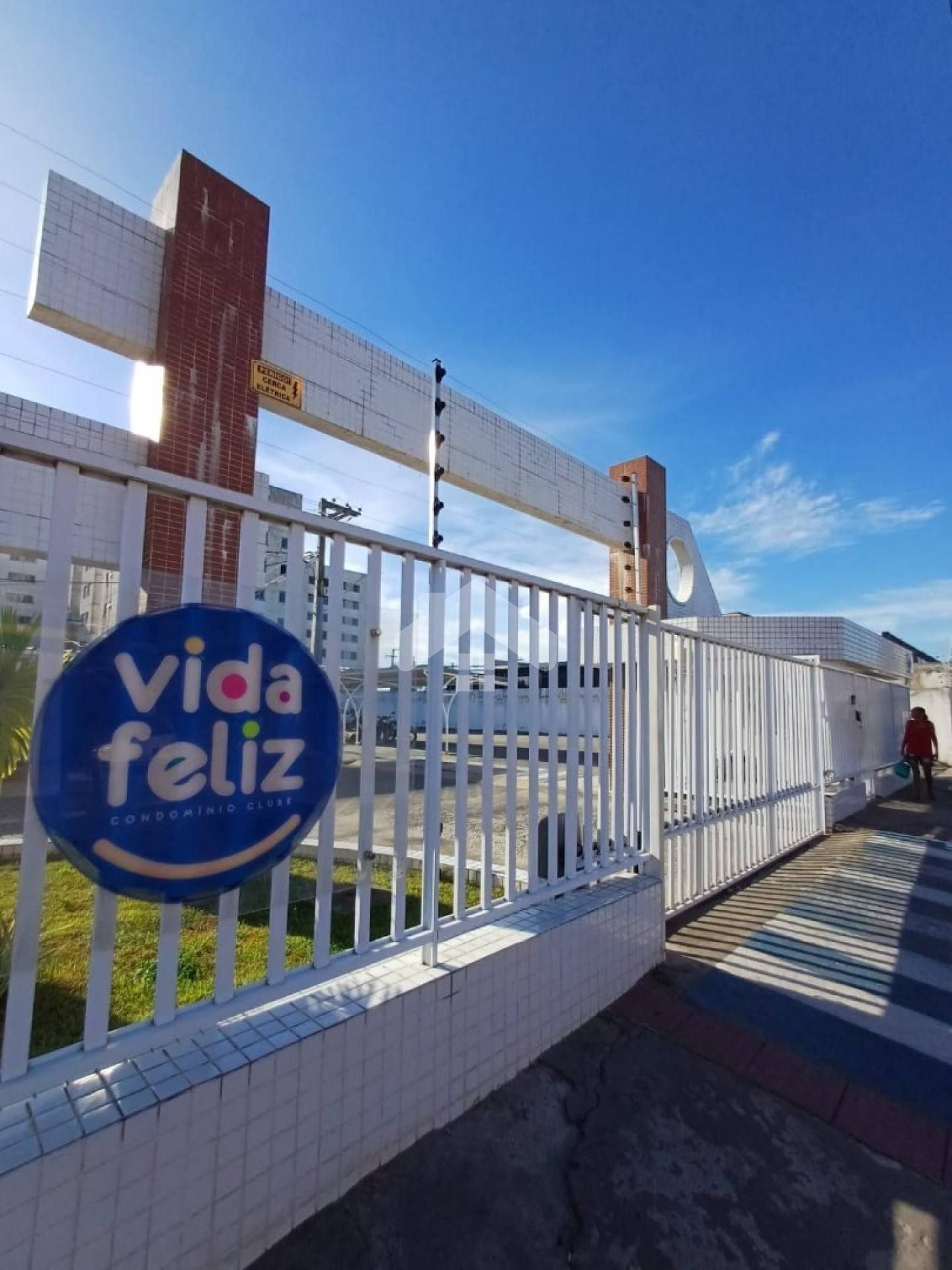 Apartamento no Cond. Vida Feliz Clube, 3/4, 1 vaga - Bugio.