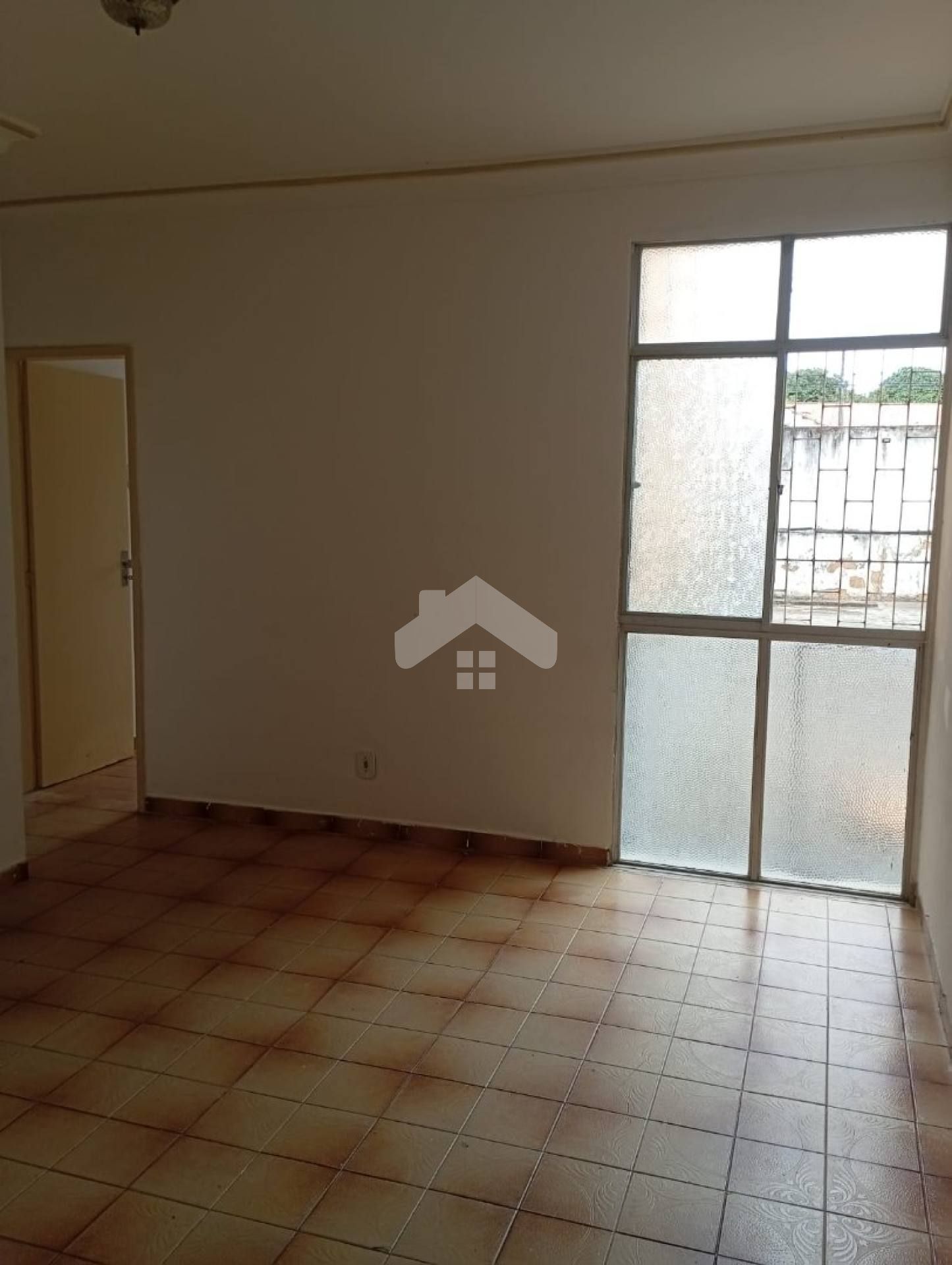 Apartamento no Cond. Porto Belo, 3/4, 1 vaga - Luzia.