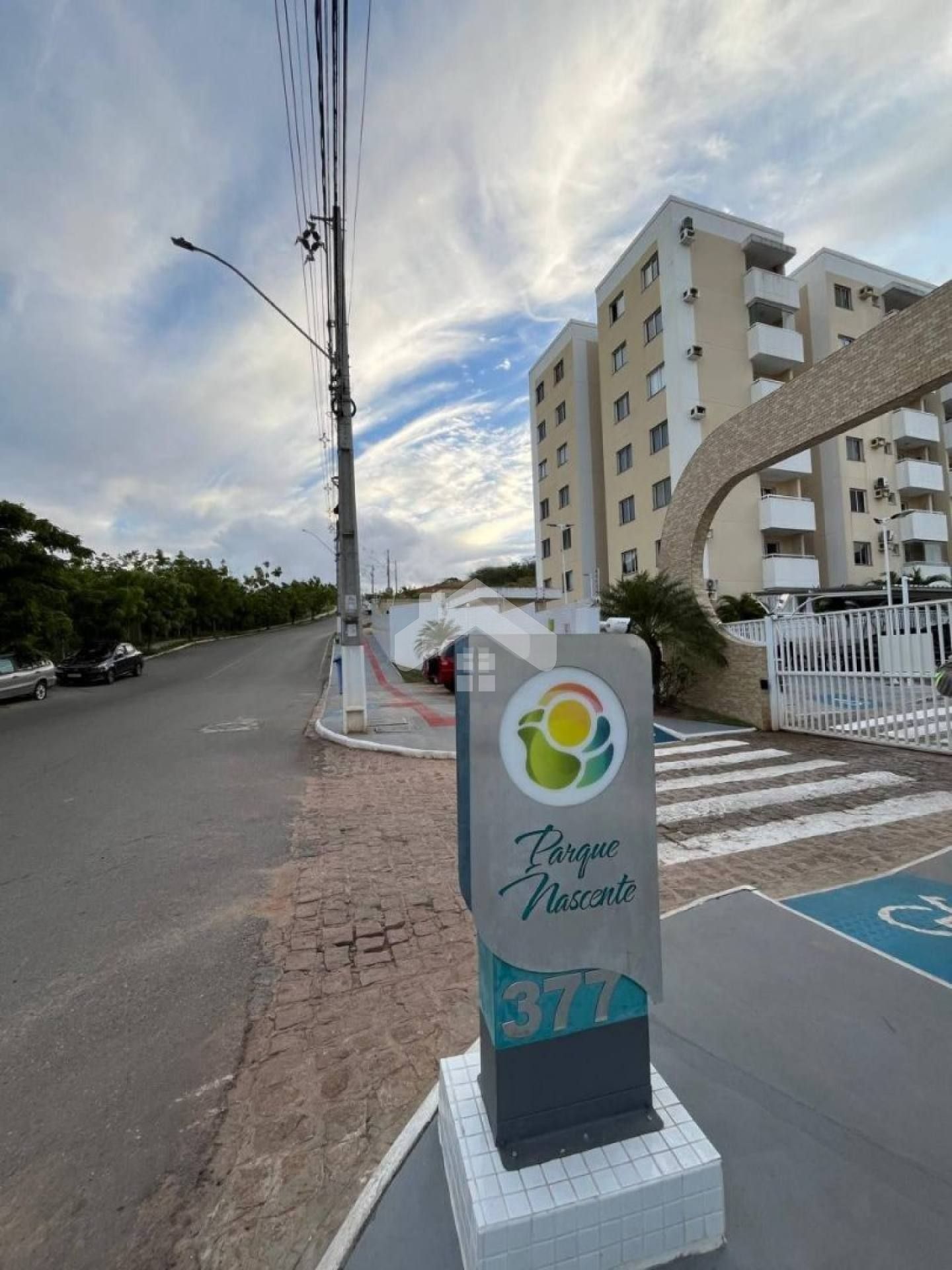 Apartamento no Cond. Parque Nascente, 2/4, 1 vaga - Jabotiana.