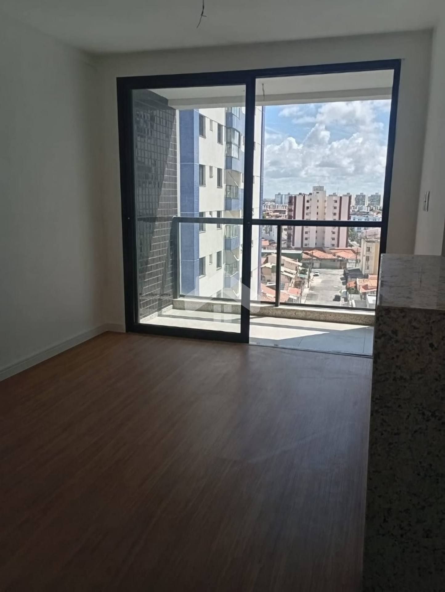 Apartamento no Urbanus Luzia, 2/4, 1 vaga (Cond. Incluso) - Luzia.