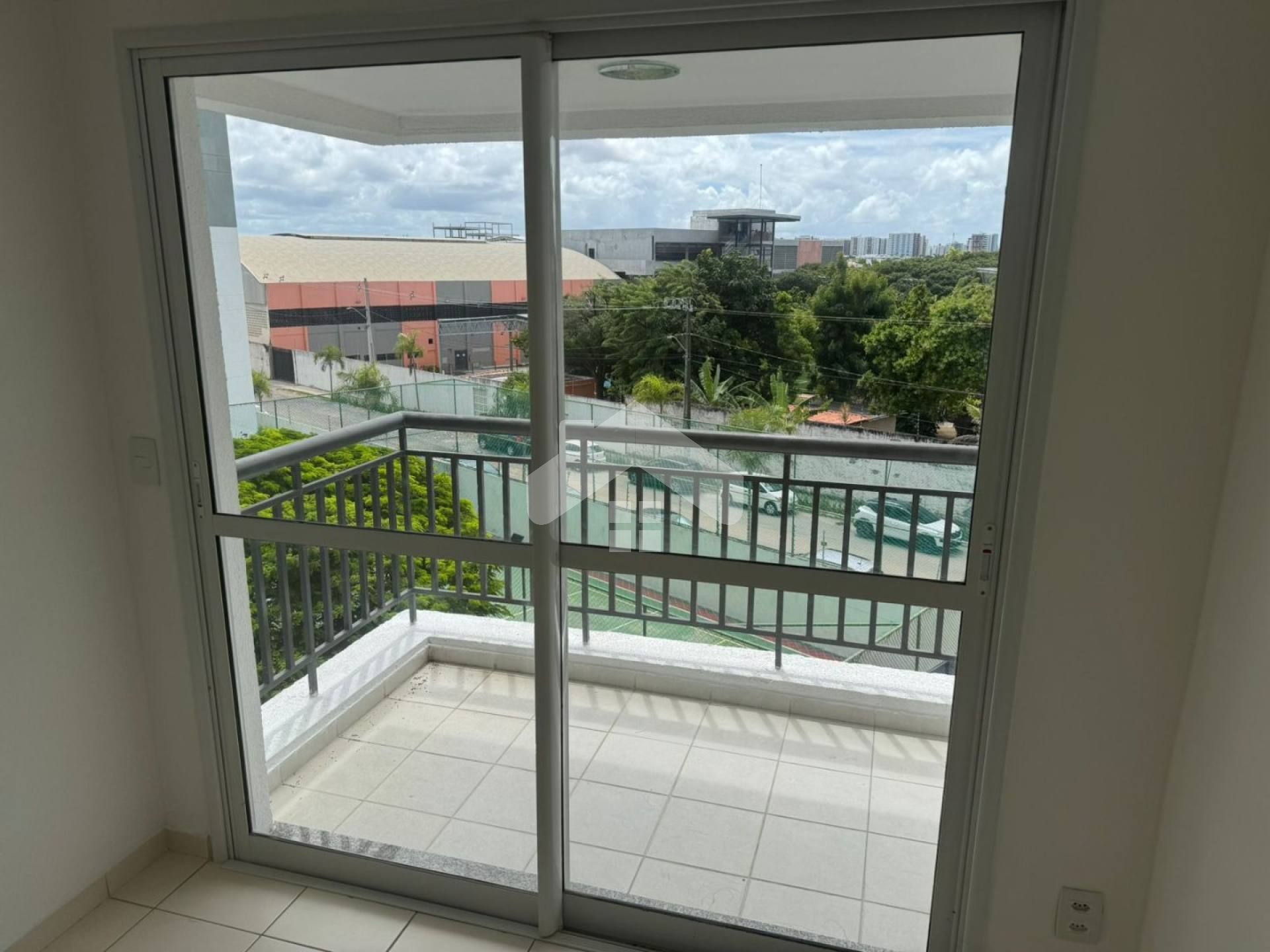 Apartamento com 2 quartos, sendo 1 Suíte, Farolândia