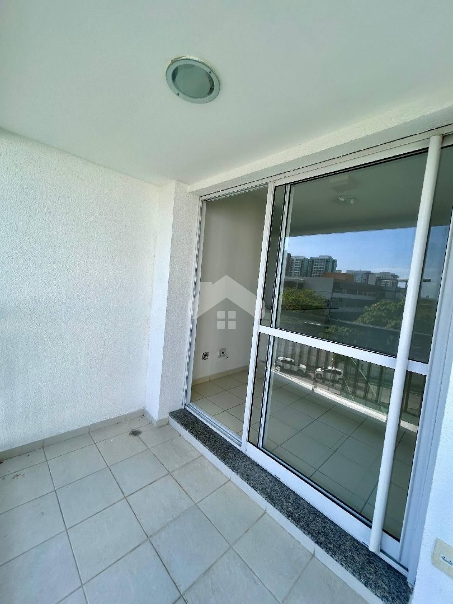 Apartamento com 2 quartos, sendo 1 Suíte, Farolândia