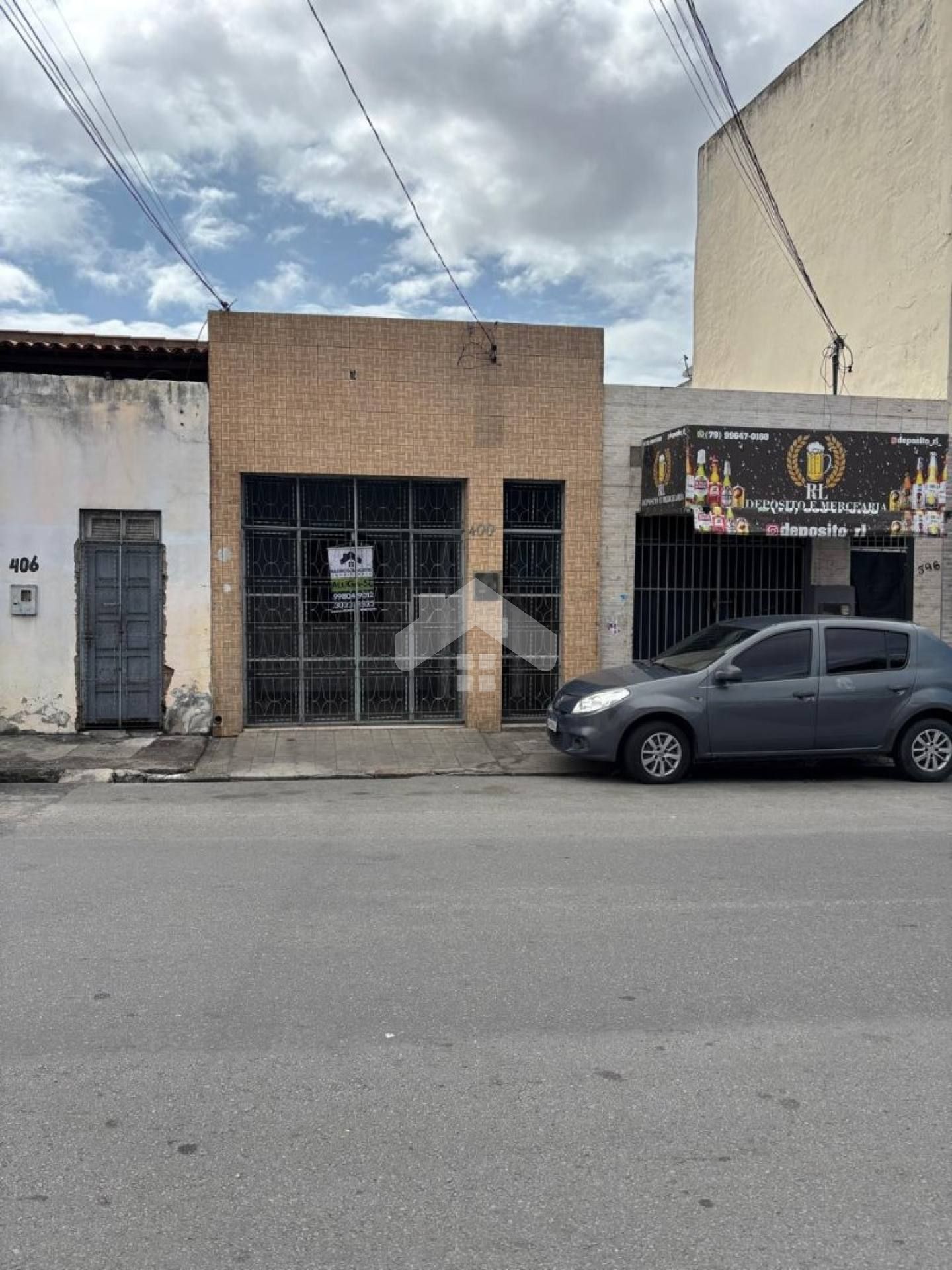 Casa com 4/4, 1 suíte, 1 vaga - Santo Antônio