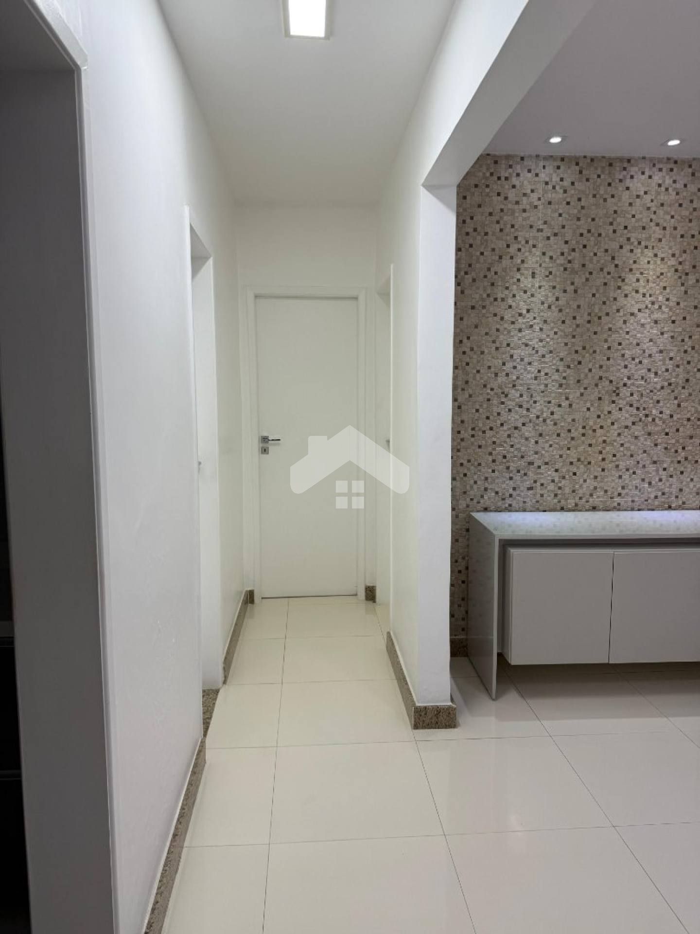 Casa Para Vender com 3 quartos 2 suítes no bairro Grageru em Aracaju