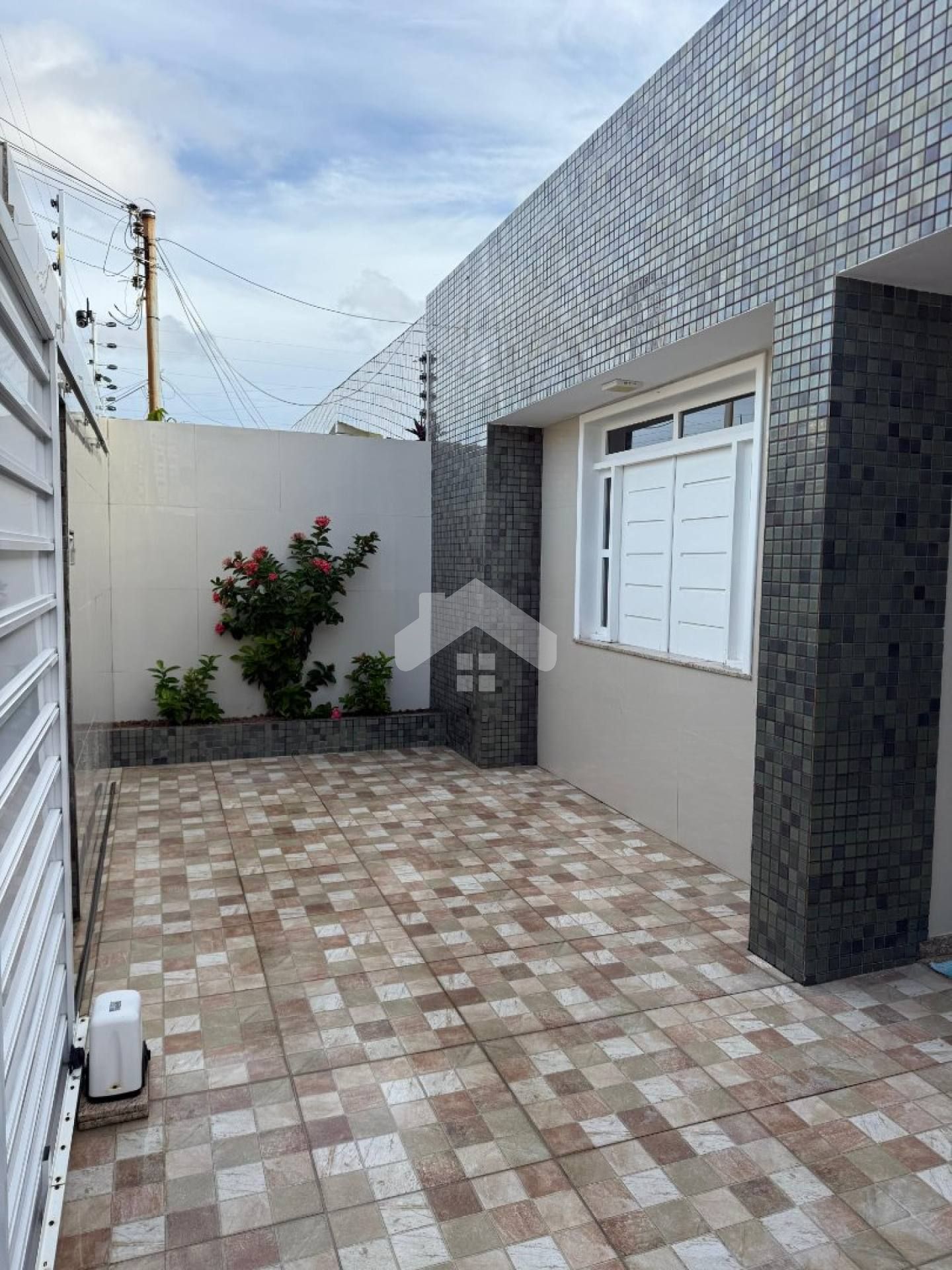 Casa Para Vender com 3 quartos 2 suítes no bairro Grageru em Aracaju