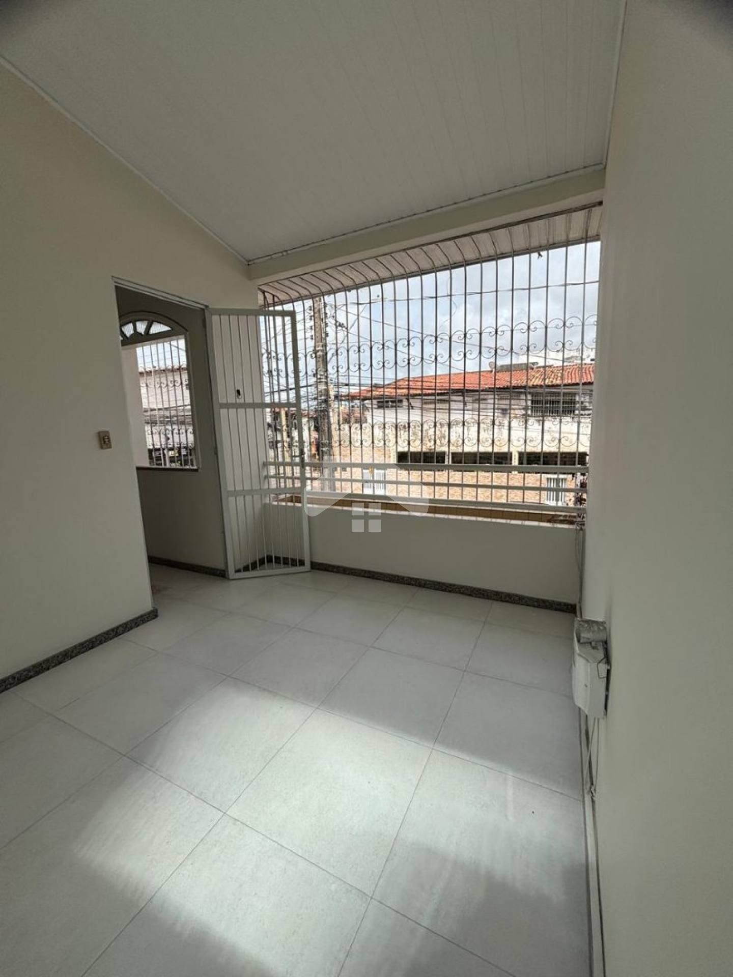 Casa com 3/4, 1 suíte (Pavimento superior) - Suíssa