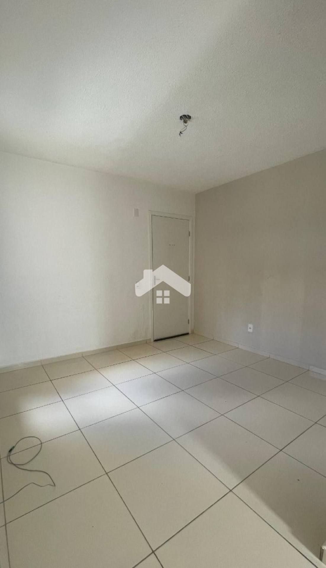 Apartamento térreo com 2 quartos no bairro Marivan em Aracaju