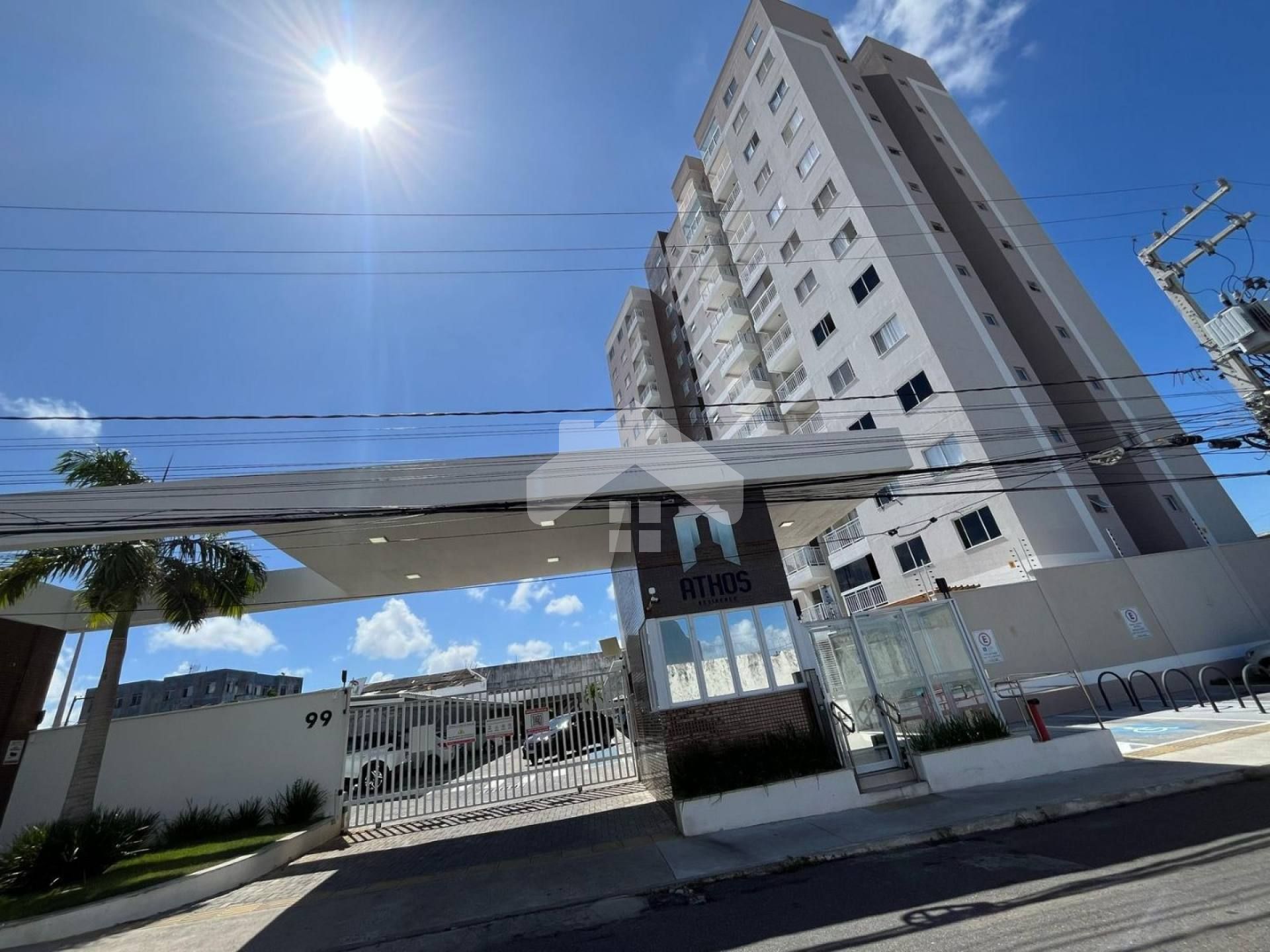 Apartamento no Athos Residence, 2/4, 1 suíte, 1 vaga - Ponto Novo