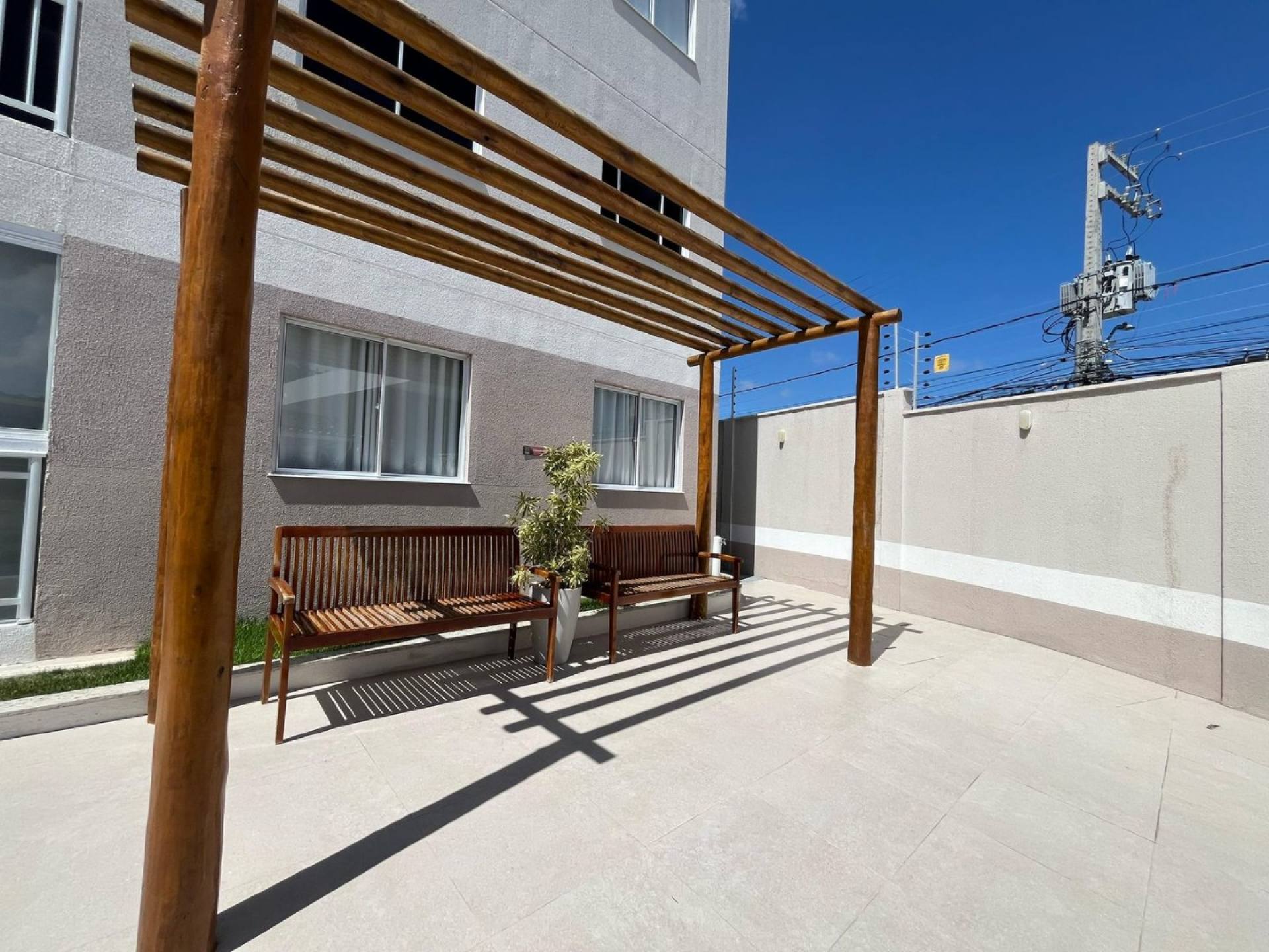 Apartamento no Athos Residence, 2/4, 1 suíte, 1 vaga - Ponto Novo