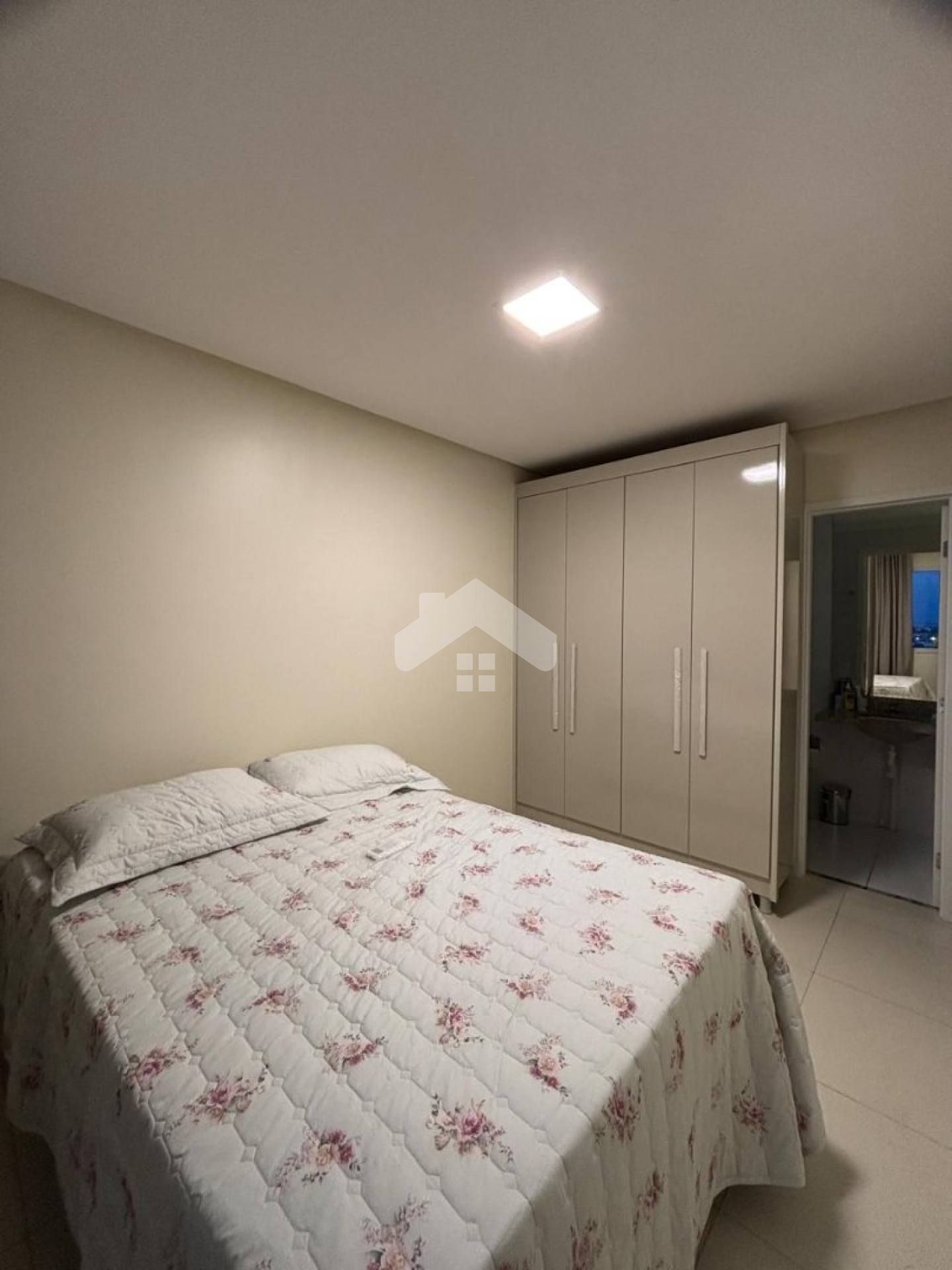 AP no Athos Residence, MOBILIADO, 2/4, 1 suíte, 1 vaga (Cond. Incluso) - Ponto Novo