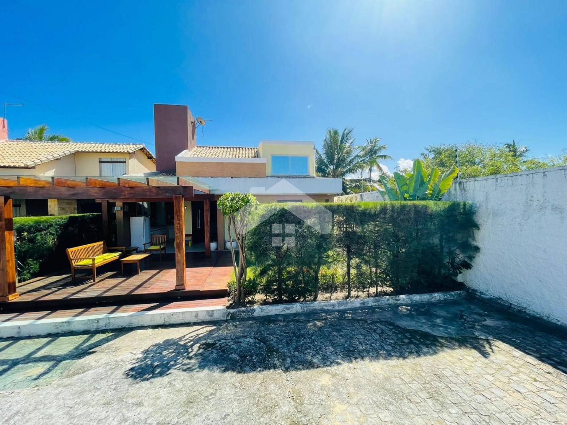 Casa MOBILIADA no Cond. Viva Vida, 4/4, 2 suítes, 1 vaga - Mosqueiro