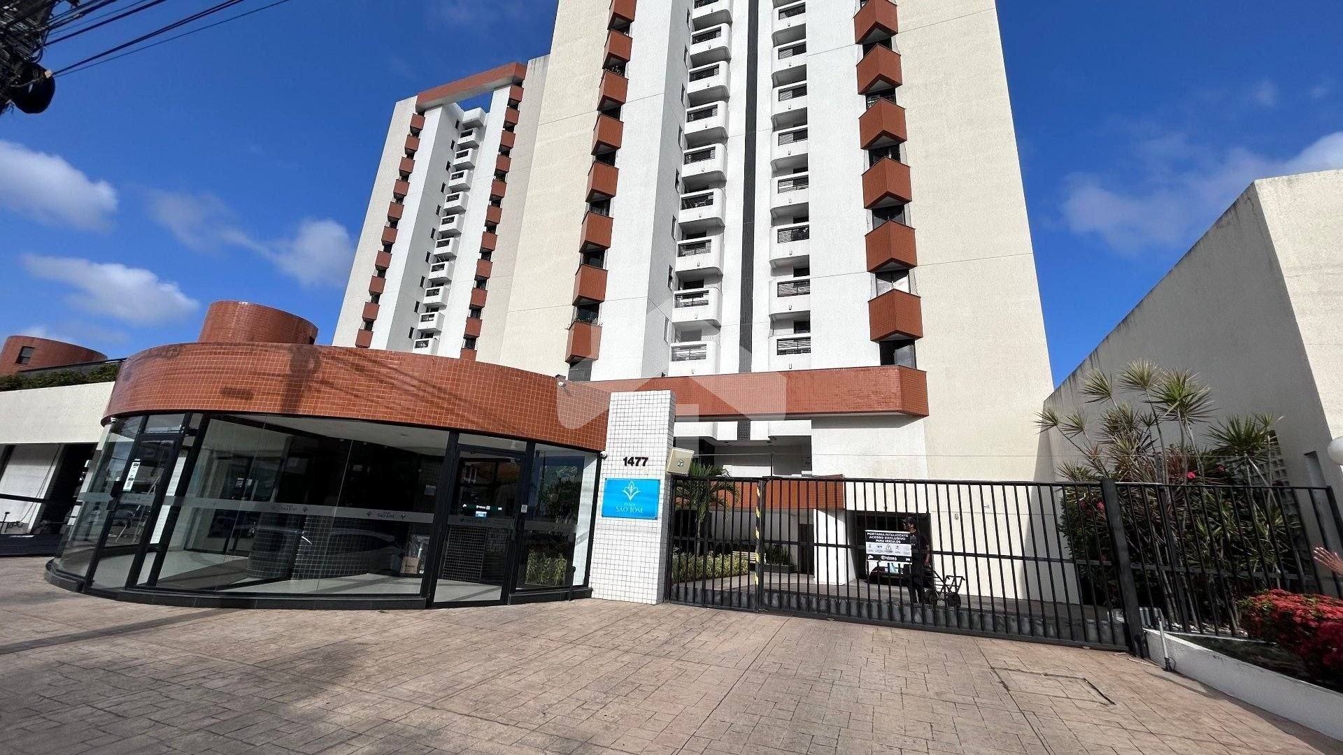 Apartamento Para Vender com 3 quartos 1 suítes no bairro São José em Aracaju
