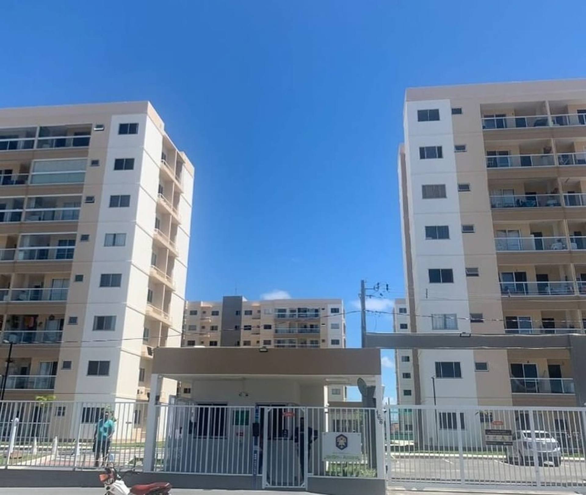 Apartamento Terréo Para Vender com 2 quartos no bairro Aruana em Aracaju