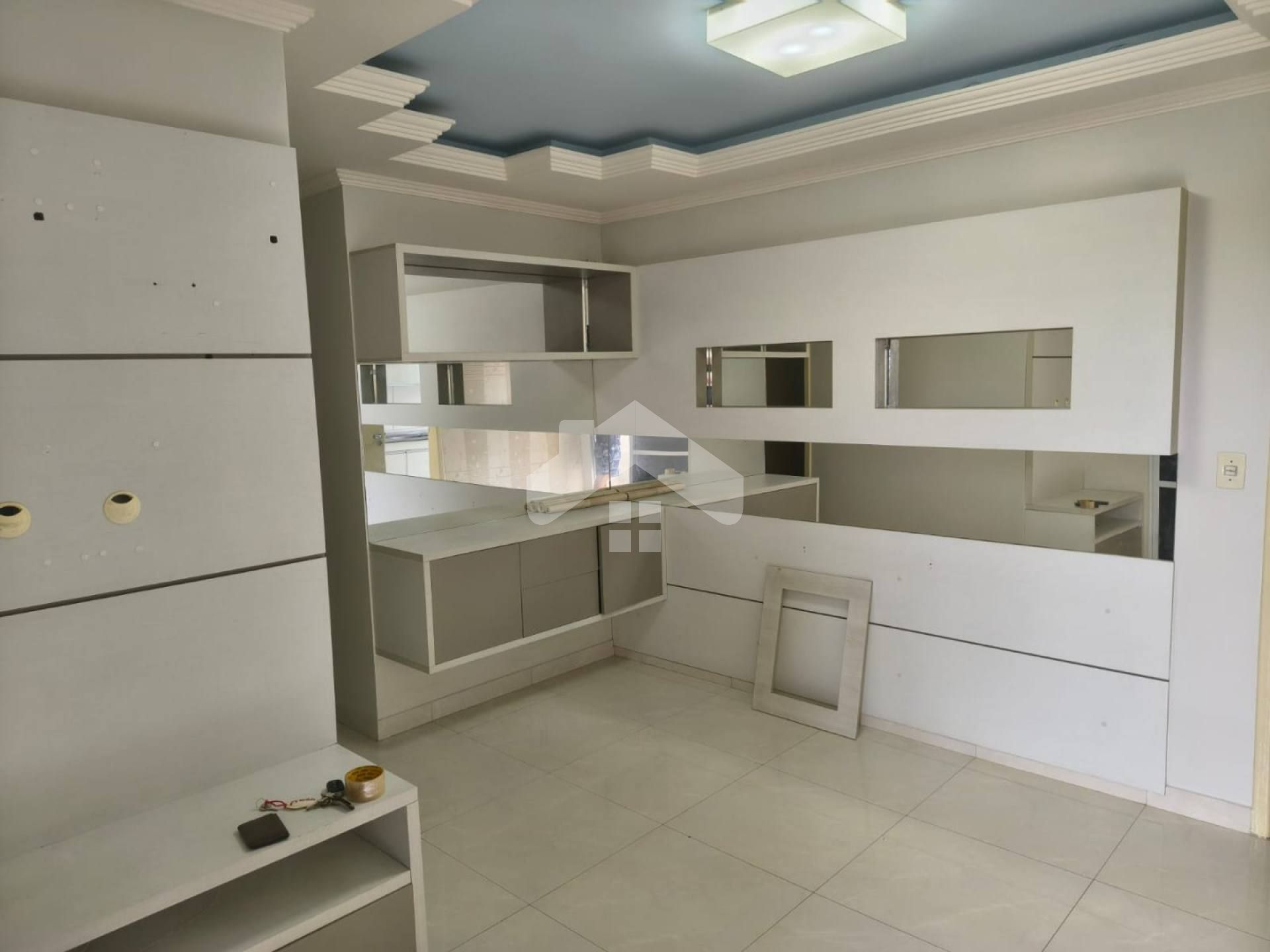 Apartamento Para Vender com 2 quartos 1 suítes no bairro Farolândia em Aracaju