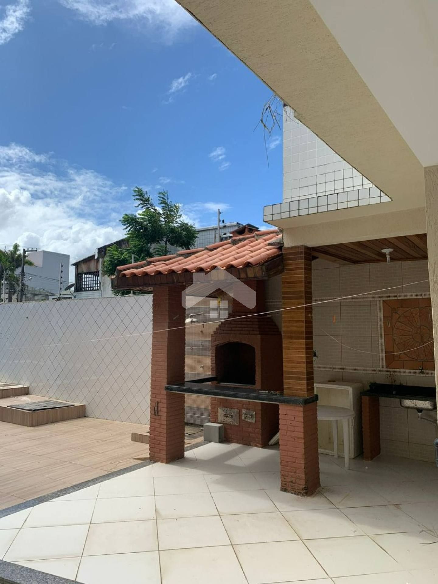 Casa Duplex com 7 Quartos no Bairro Atalaia em Aracaju