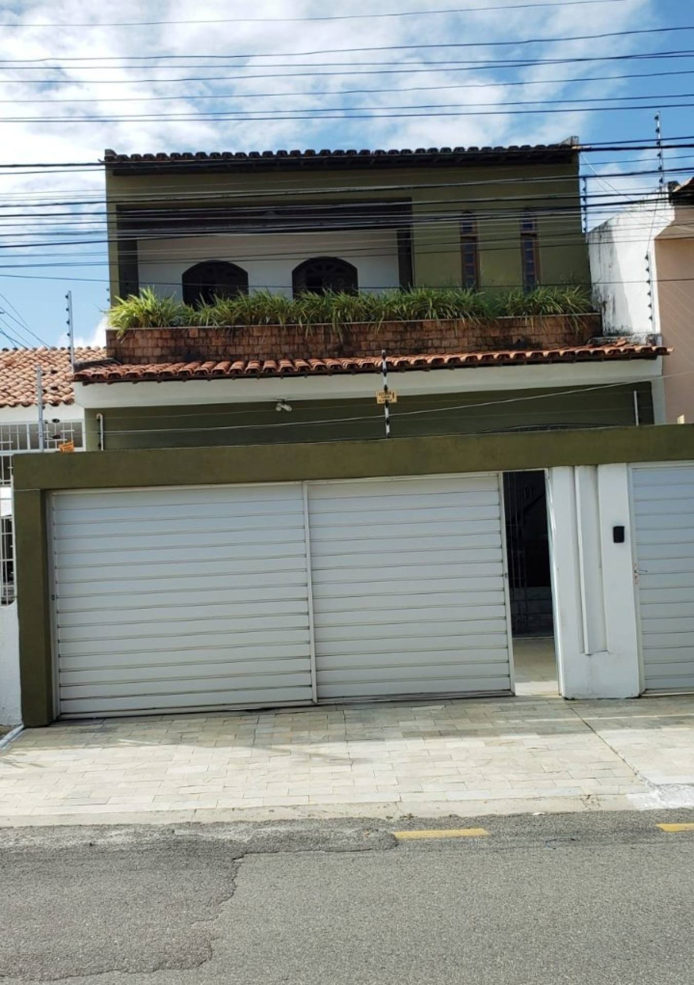Casa Para Vender com 3 quartos 1 suítes no bairro Suíssa em Aracaju