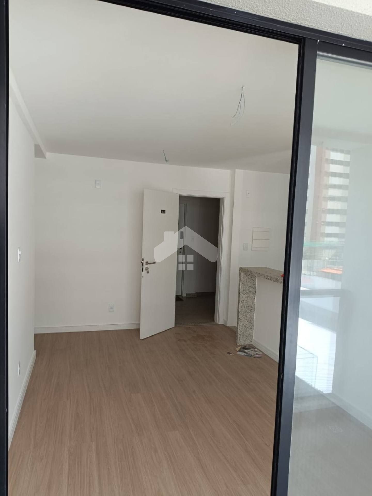 Apartamento Para Vender com 2 quartos 1 suíte no bairro Luzia em Aracaju