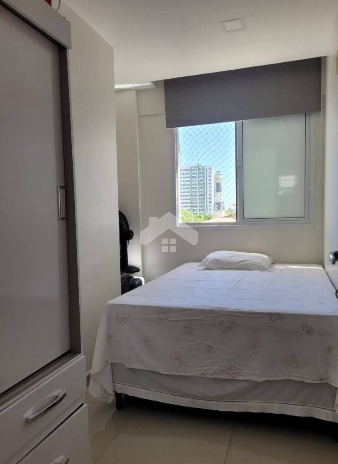 Apartamento Para Vender com 3 quartos 1 suíte no bairro Farolândia em Aracaju