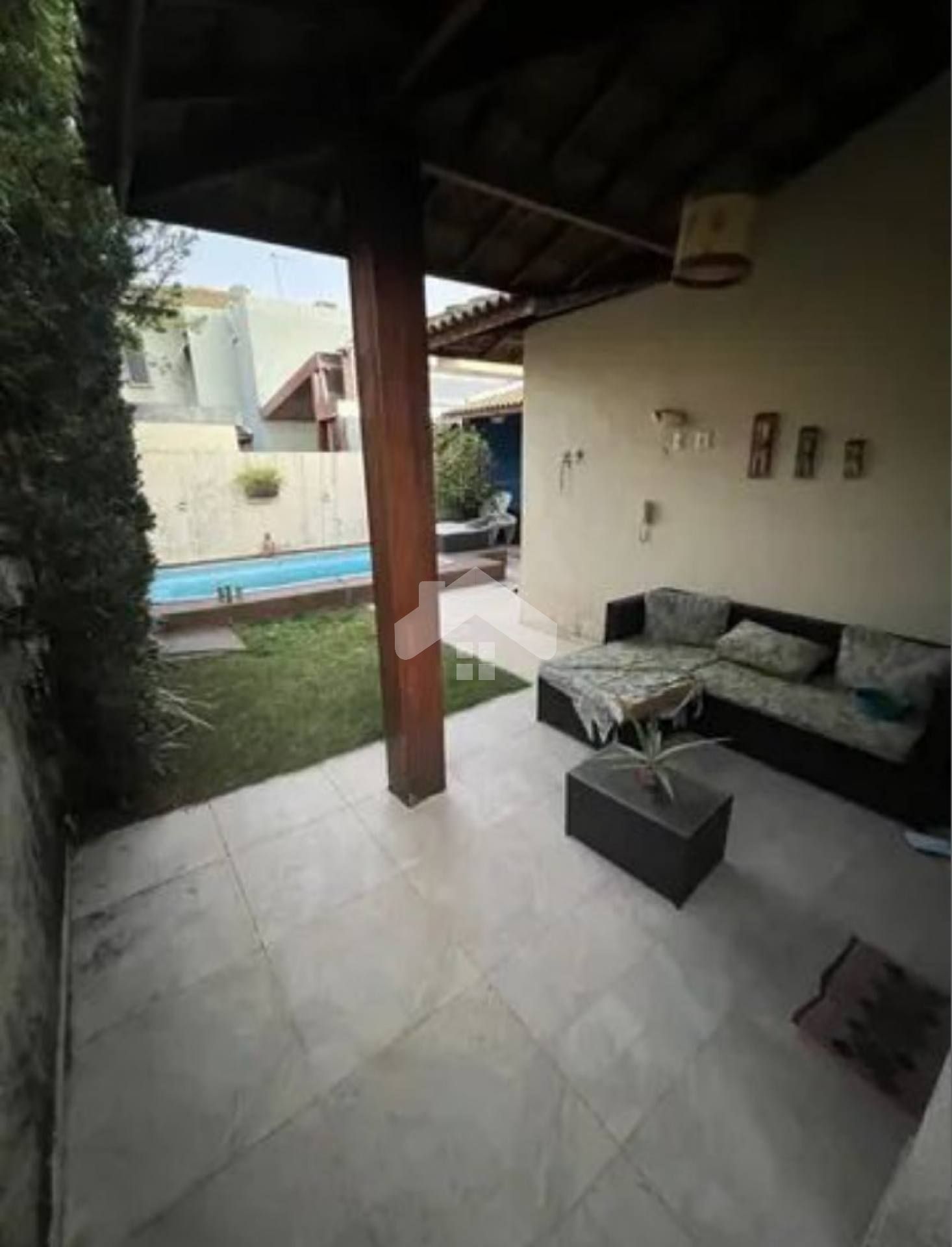 Casa de Condomínio Para Vender com 3 quartos 1 suítes no bairro Aruana em Aracaju