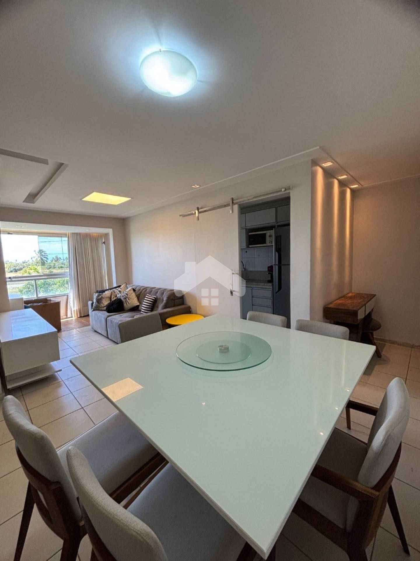 Apartamento mobiliado no Palm Ville, 2/4, 1 suíte, 1 vaga (Cond. Incluso) - Aruana