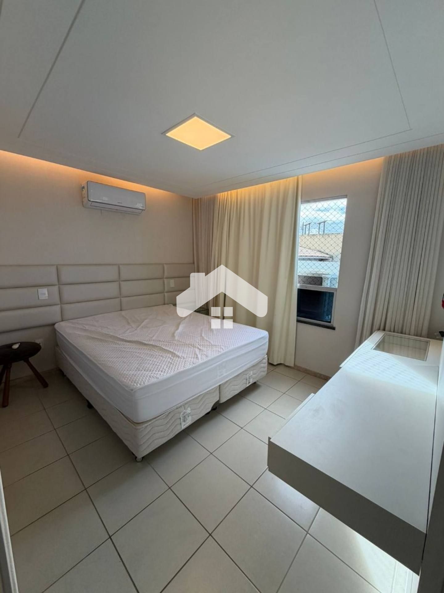 Apartamento mobiliado no Palm Ville, 2/4, 1 suíte, 1 vaga (Cond. Incluso) - Aeroporto