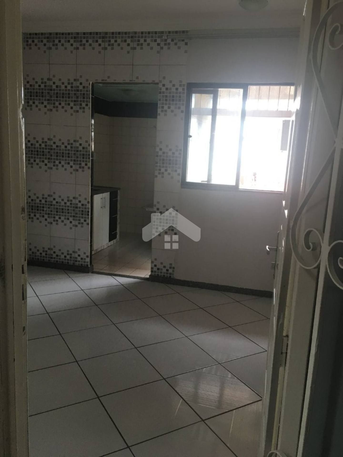 Kitnet no Edifício Porto Seguro - Luzia