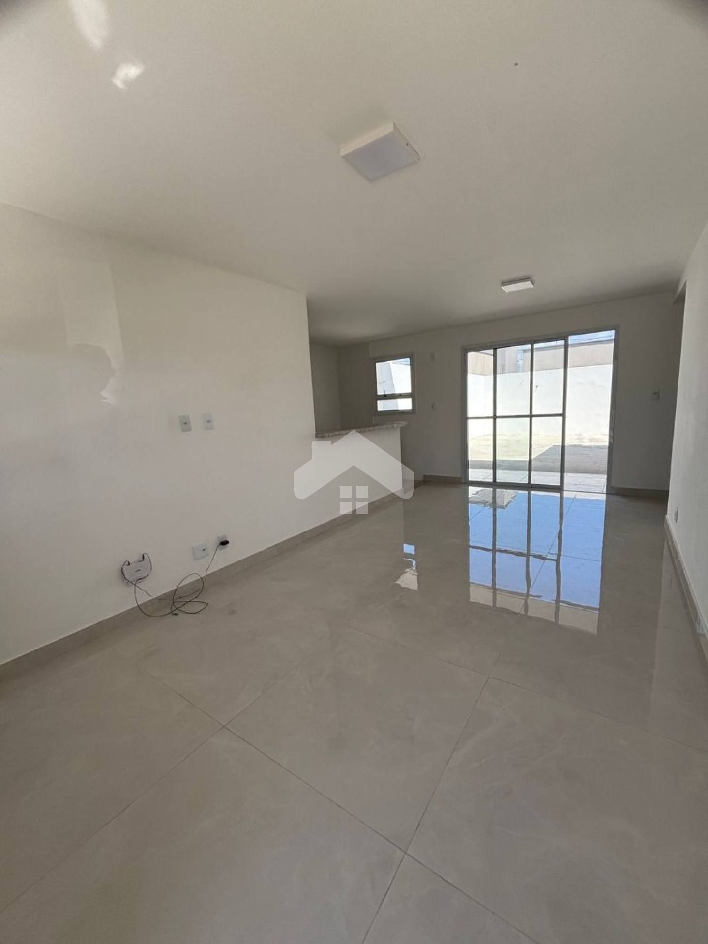 Casa no Barra Garden, 2/4, 1 suíte, 1 vaga (Condomínio incluso) - Barra dos Coqueiros