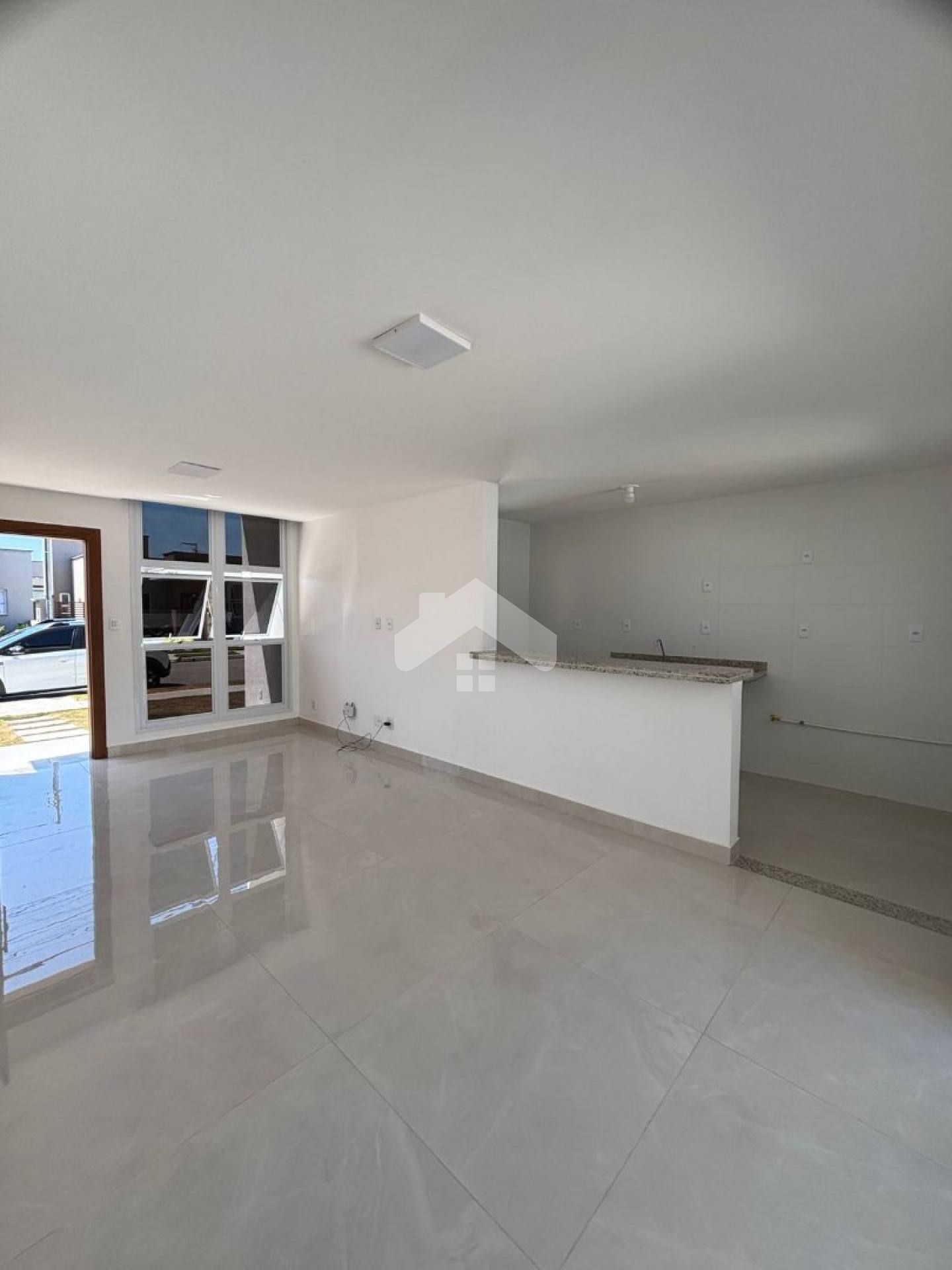 Casa no Barra Garden, 2/4, 1 suíte, 1 vaga (Condomínio incluso) - Barra dos Coqueiros