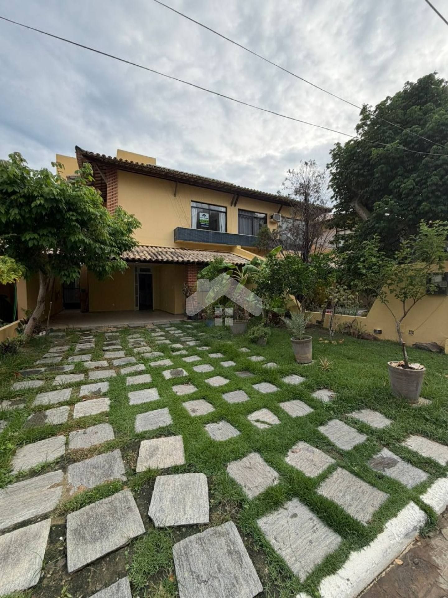 Casa MOBILIADA no Villagio di Mare, 3/4, 3 suítes, 2 vagas, energia solar (Cond. Incluso) - Farolândia