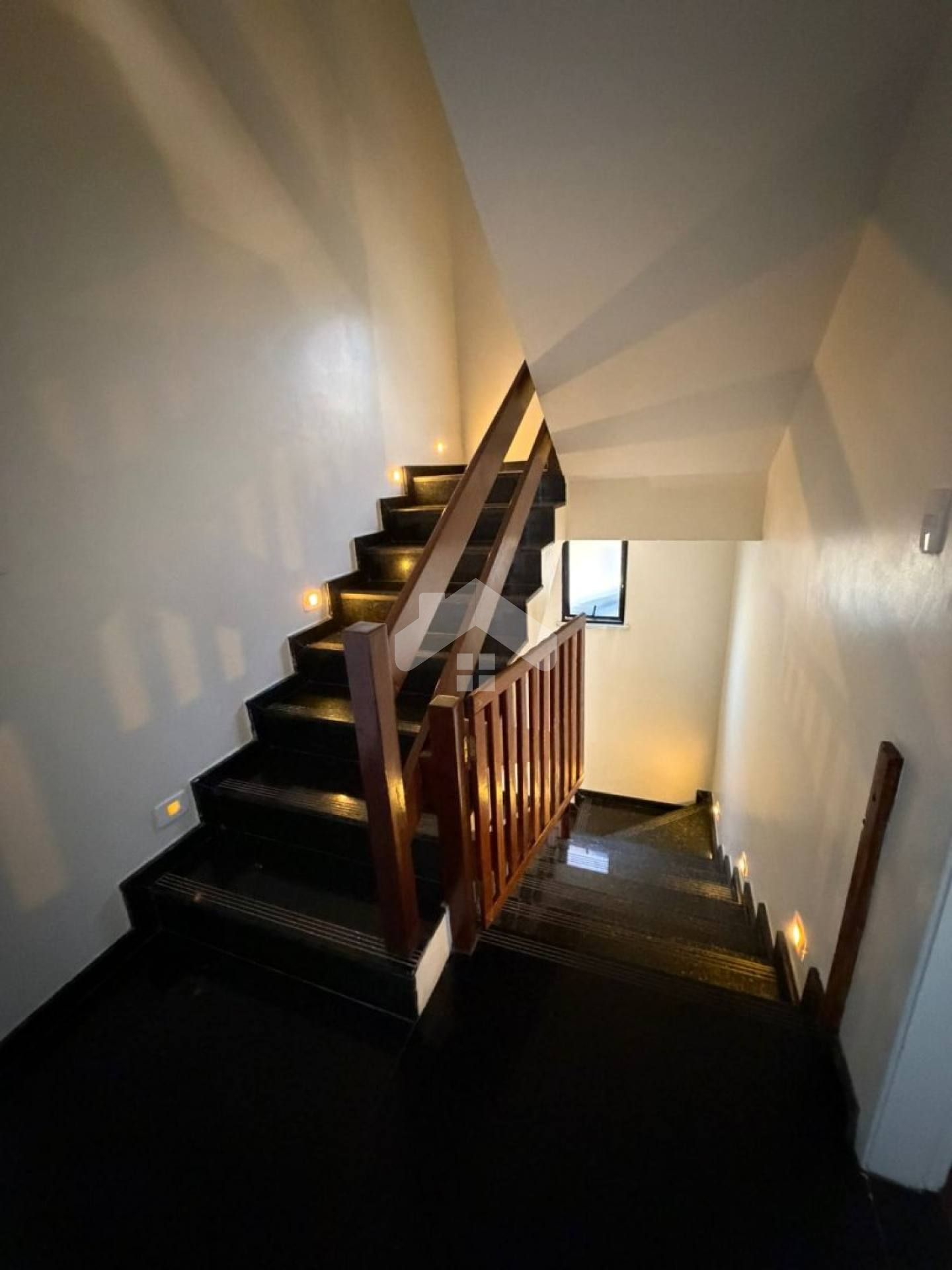 Casa MOBILIADA no Villagio di Mare, 3/4, 3 suítes, 2 vagas, energia solar (Cond. Incluso) - Farolândia