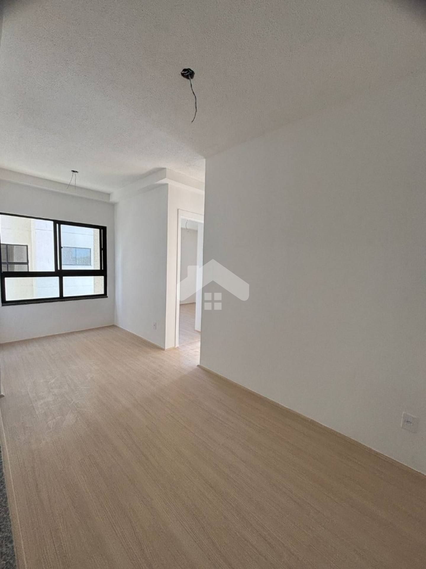 Apartamento no Jardim das Mangabeiras, 2/4, 1 vaga (Condomínio incluso) – 17 de Março